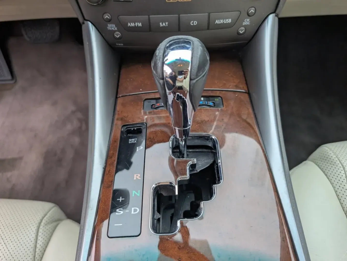 2010 Lexus IS 250 (JTHBF5C28A5) with an Other engine, located at 1430 Gateway Drive, Opelika, AL, 36801, (334) 239-0944, 32.637871, -85.409790 - Are you ready to elevate your driving experience? Whether you're commuting to work, running errands, or embarking on weekend adventures, the 2010 Lexus IS 250 is the perfect blend of luxury and practicality. This sleek sedan is designed for those who appreciate comfort, performance, and style. At Gi - Photo#13