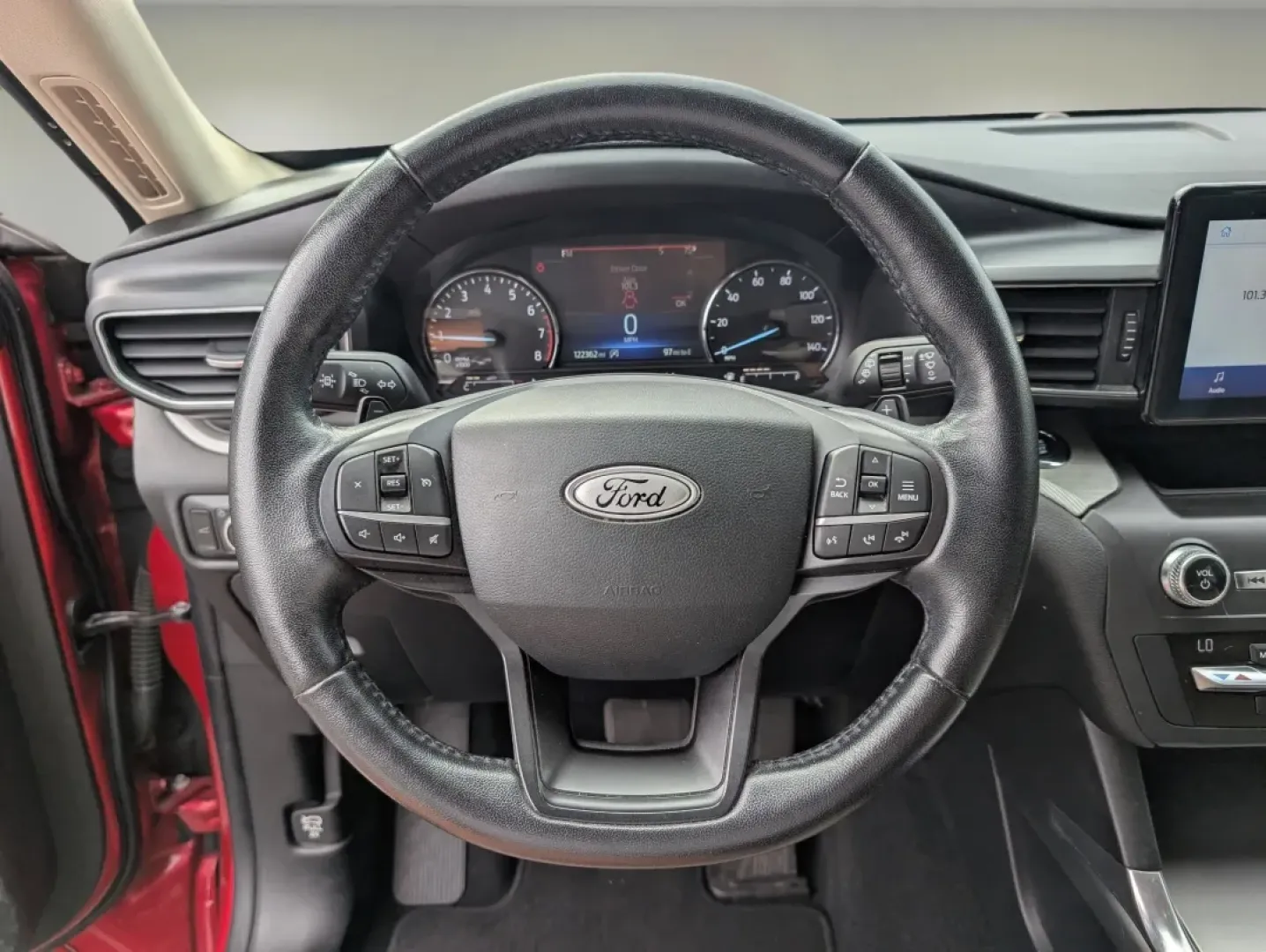 2020 Ford Explorer XLT (1FMSK7DH1LG) with an Other engine, located at 5115 14th Ave., Columbus, GA, 31904, (706) 323-0345, 32.511494, -84.971046 - **Discover Adventure with the 2020 Ford Explorer XLT at Gils Auto in Phenix City, AL!**<br /> <br /> Are you ready to elevate your family adventures and weekend getaways? The 2020 Ford Explorer XLT, a standout SUV, is designed for those who crave versatility and comfort on the road. Whether you're n - Photo#17