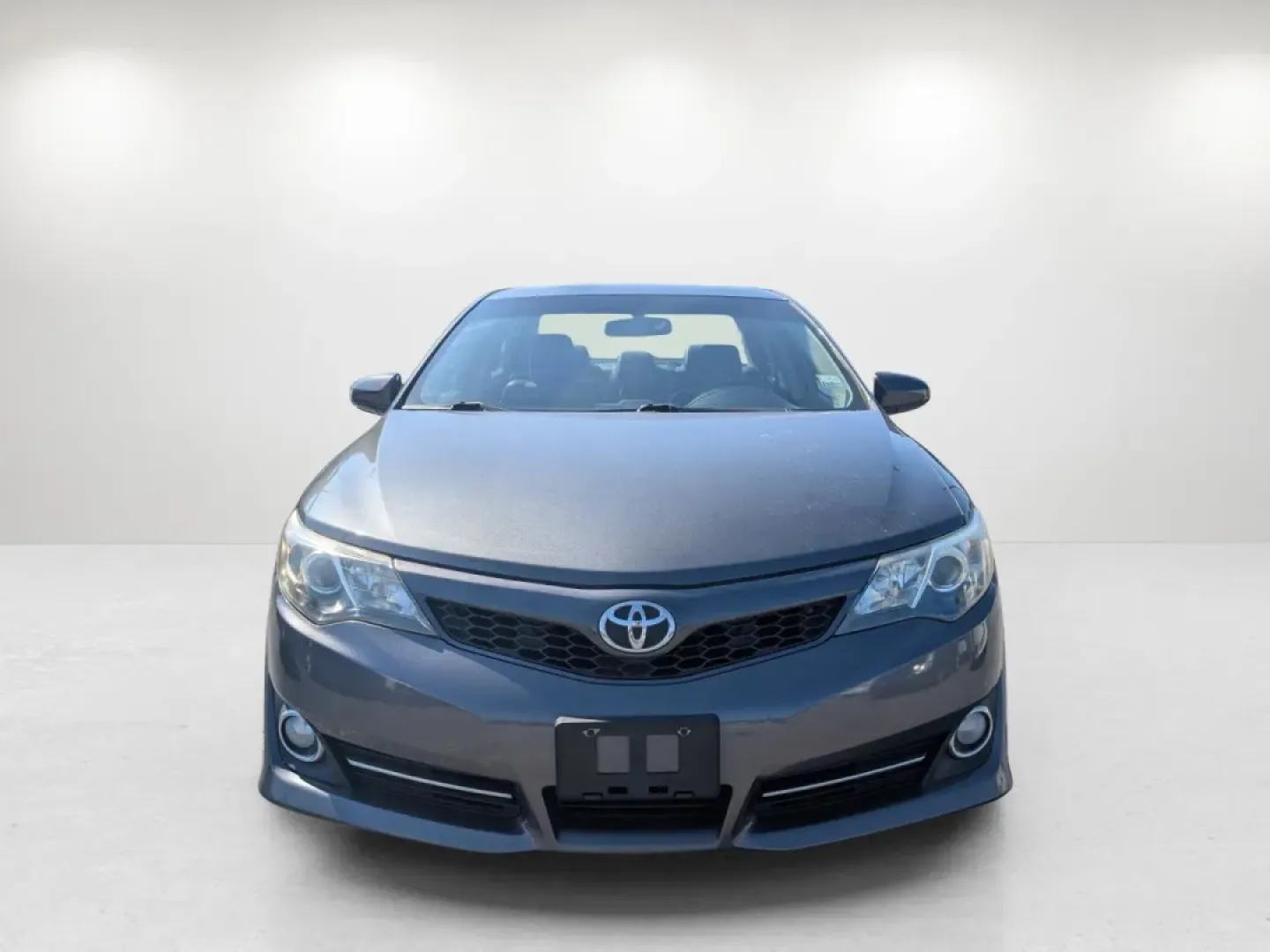 2013 Toyota Camry SE (4T1BF1FK2DU) with an Other engine, located at 5115 14th Ave., Columbus, GA, 31904, (706) 323-0345, 32.511494, -84.971046 - Are you a budget-conscious buyer looking for a reliable vehicle that fits seamlessly into your daily life? Look no further than this 2013 Toyota Camry, available now at Gils Auto in Phenix City, AL. Perfect for those long commutes or weekend adventures, this sedan offers a blend of comfort, safety, - Photo#1