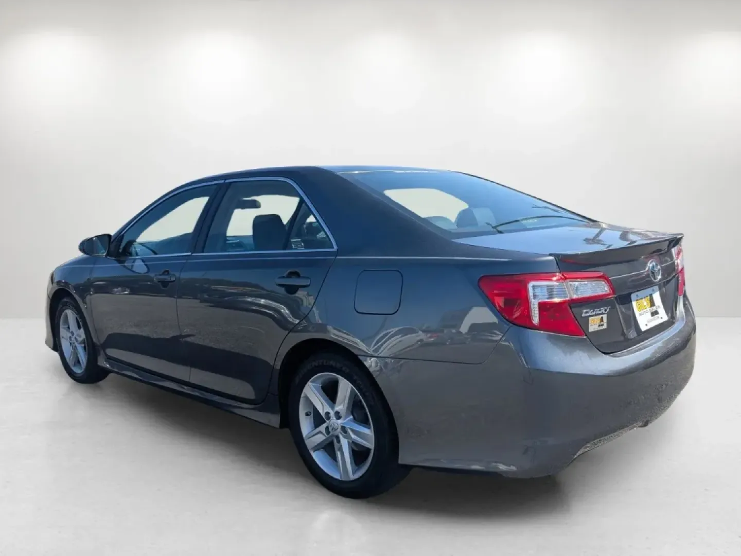 2013 Toyota Camry SE (4T1BF1FK2DU) with an Other engine, located at 5115 14th Ave., Columbus, GA, 31904, (706) 323-0345, 32.511494, -84.971046 - Are you a budget-conscious buyer looking for a reliable vehicle that fits seamlessly into your daily life? Look no further than this 2013 Toyota Camry, available now at Gils Auto in Phenix City, AL. Perfect for those long commutes or weekend adventures, this sedan offers a blend of comfort, safety, - Photo#6