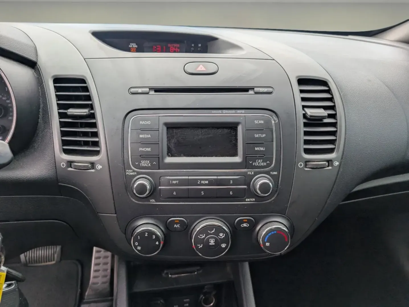 2016 /Black Kia Forte 5-Door LX (KNAFK5A80G5) with an Other engine, located at 5115 14th Ave., Columbus, GA, 31904, (706) 323-0345, 32.511494, -84.971046 - Are you ready to elevate your daily drives and discover a vehicle that perfectly balances style, comfort, and practicality? Look no further than this 2016 Kia Forte 5-Door LX, a fantastic choice for budget-conscious buyers and those seeking reliable transportation. With its sleek Silky Silver exteri - Photo#14