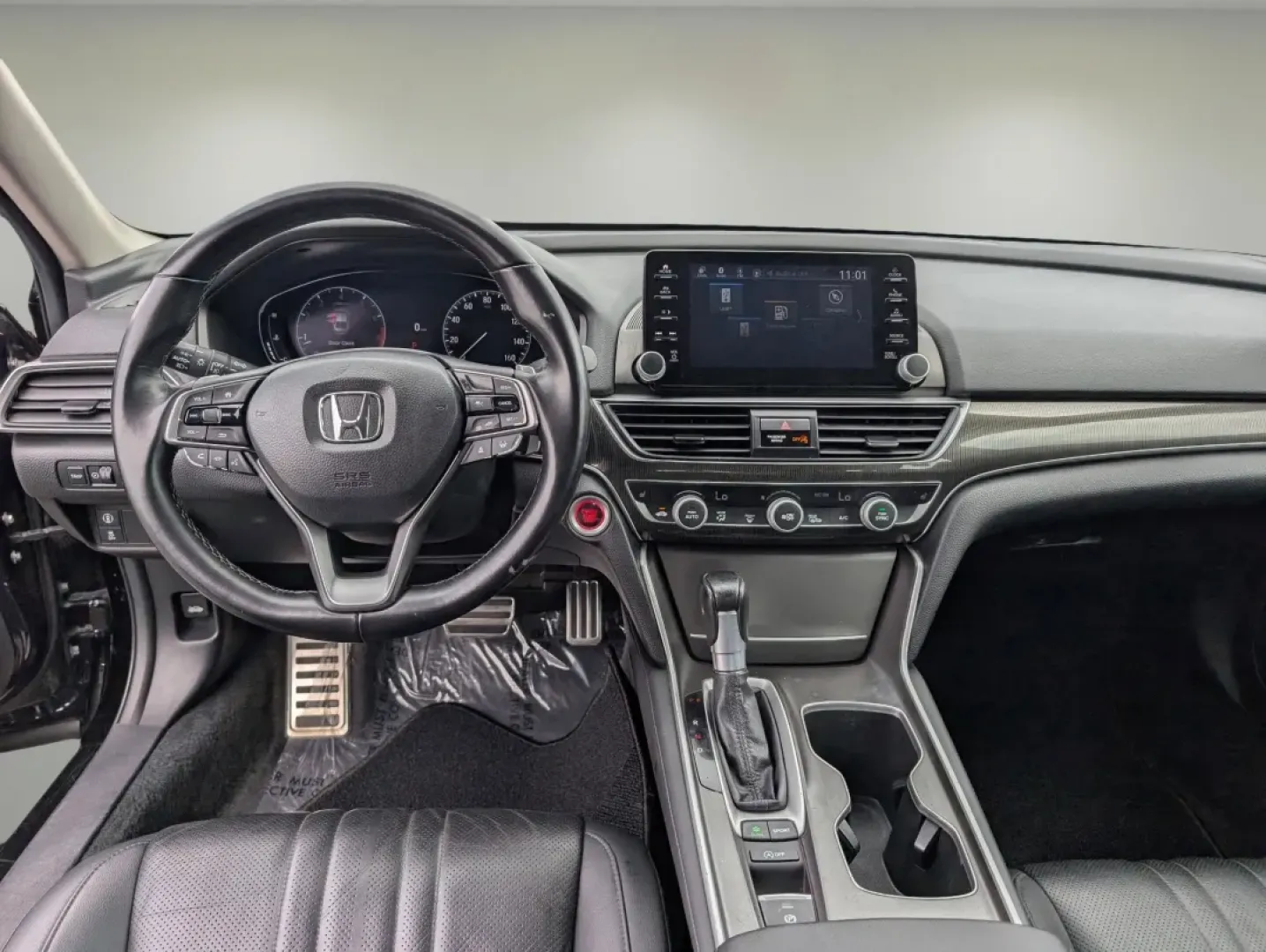 2022 Honda Accord Sedan Sport SE (1HGCV1F44NA) with an Other engine, located at 7000 Northlake Connector, Columbus, GA, 31904, (706) 987-8085, 32.524975, -84.978134 - Upgrade your commuting experience and embrace the road with this stylish 2022 Honda Accord Sedan, available now at Gils Auto in Phenix City, AL. Positioned perfectly for those looking for reliability and versatility, this vehicle is not just a car; it's a lifestyle choice. Whether you're gearing up - Photo#11