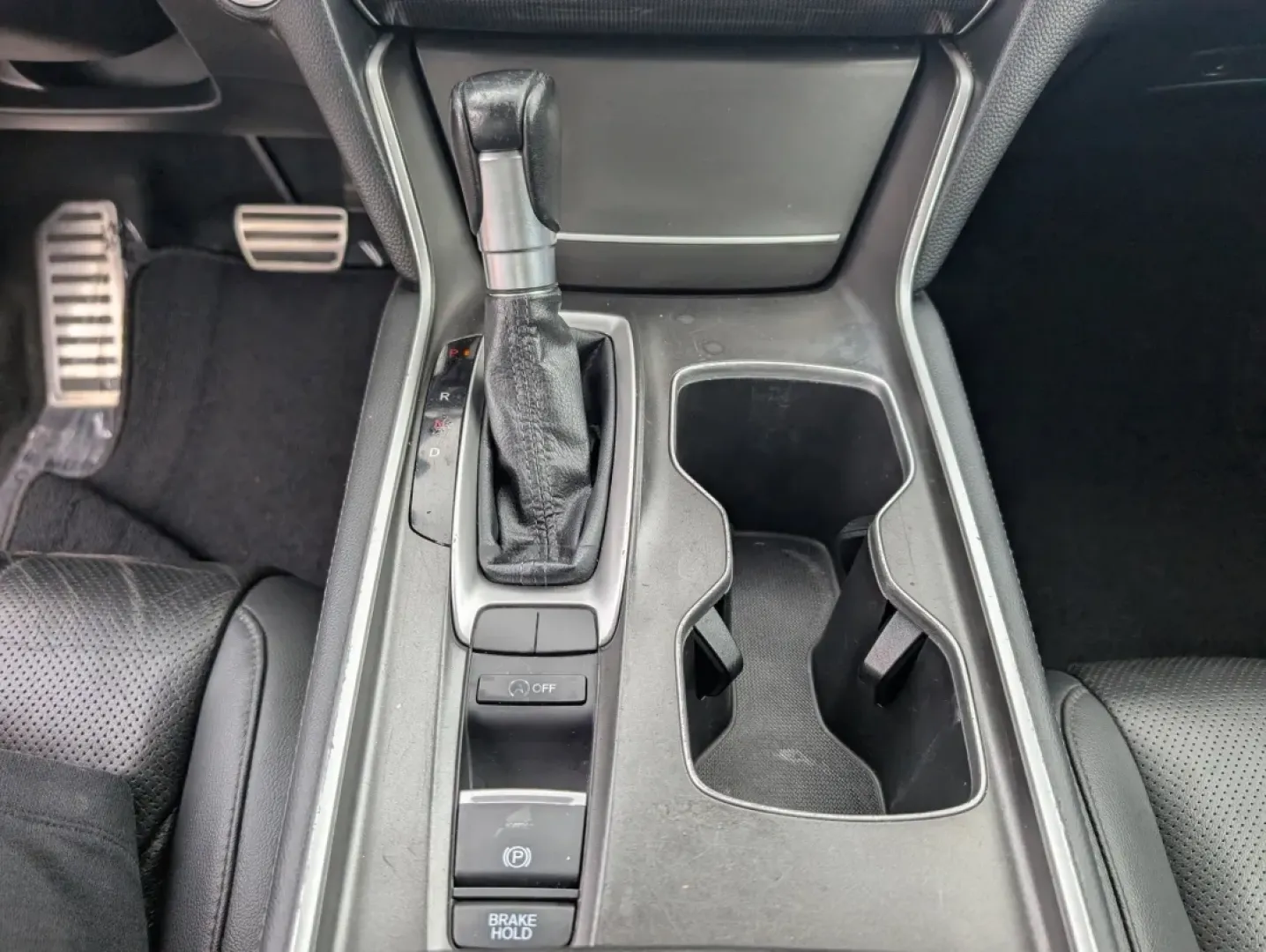 2022 Honda Accord Sedan Sport SE (1HGCV1F44NA) with an Other engine, located at 7000 Northlake Connector, Columbus, GA, 31904, (706) 987-8085, 32.524975, -84.978134 - Upgrade your commuting experience and embrace the road with this stylish 2022 Honda Accord Sedan, available now at Gils Auto in Phenix City, AL. Positioned perfectly for those looking for reliability and versatility, this vehicle is not just a car; it's a lifestyle choice. Whether you're gearing up - Photo#13