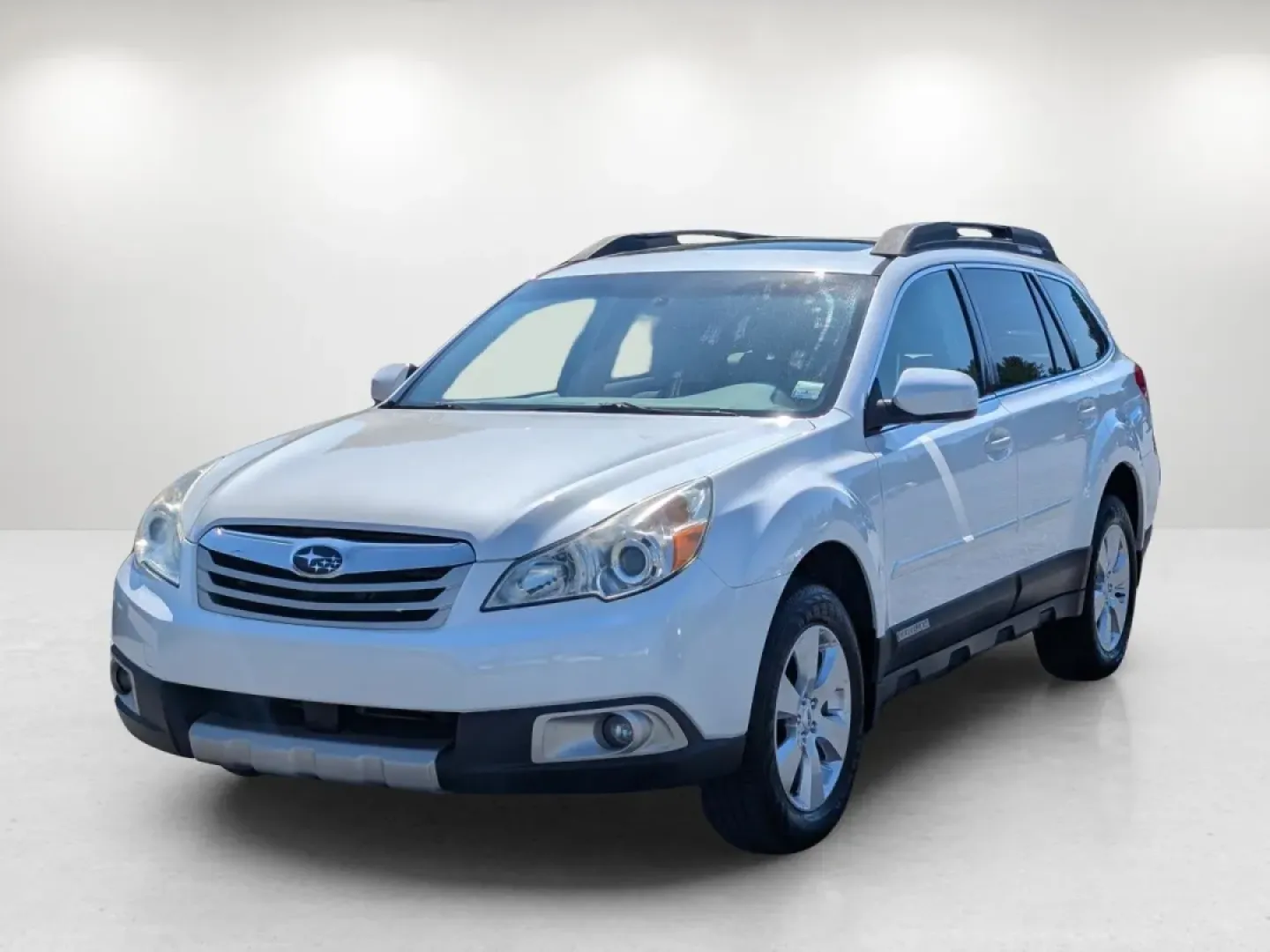2012 Subaru Outback Limited's photo