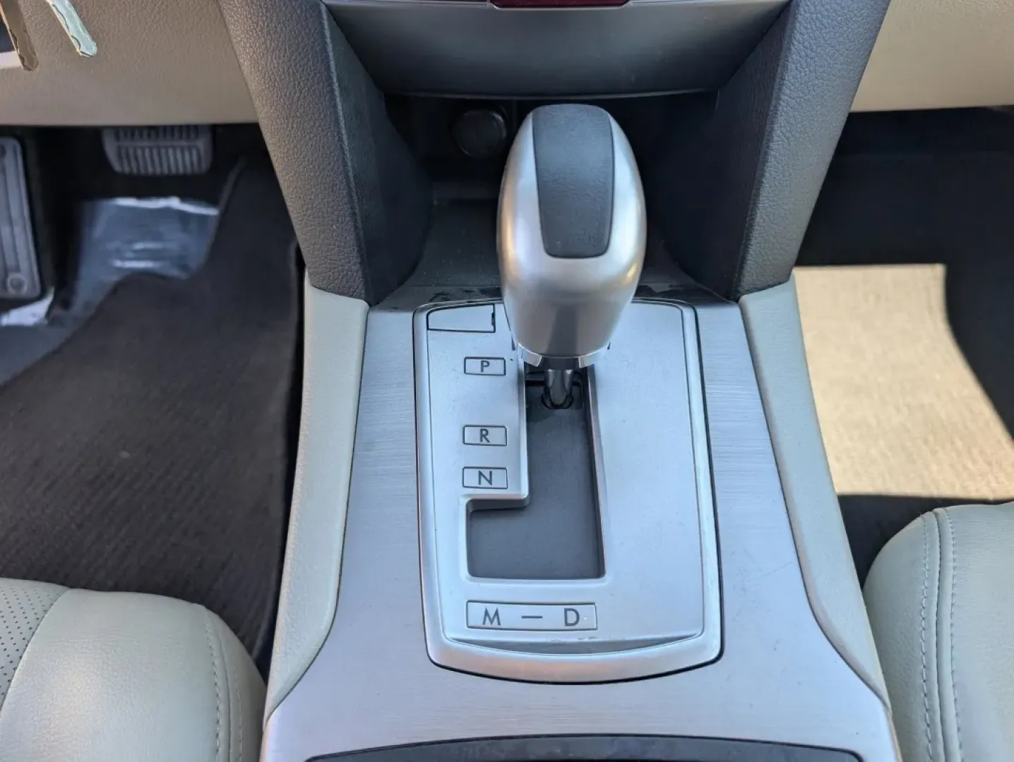 2012 /Warm Ivory Subaru Outback 2.5i Limited (4S4BRBKC5C3) with an Other engine, located at 5115 14th Ave., Columbus, GA, 31904, (706) 323-0345, 32.511494, -84.971046 - **Adventure Awaits with the 2012 Subaru Outback 2.5i Limited Your Perfect Companion for Family Road Trips!**<br /> <br /> Are you ready to embark on unforgettable journeys with your family or friends? The 2012 Subaru Outback 2.5i Limited is the ideal vehicle that combines comfort, space, and versat - Photo#13