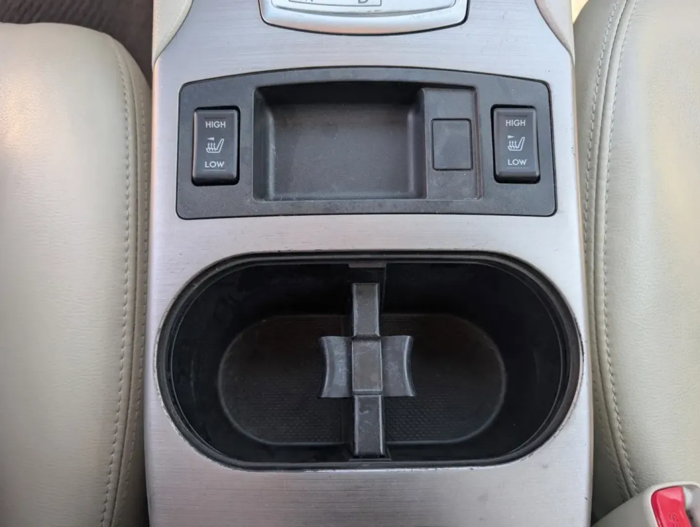 2012 /Warm Ivory Subaru Outback 2.5i Limited (4S4BRBKC5C3) with an Other engine, located at 5115 14th Ave., Columbus, GA, 31904, (706) 323-0345, 32.511494, -84.971046 - **Adventure Awaits with the 2012 Subaru Outback 2.5i Limited Your Perfect Companion for Family Road Trips!**<br /> <br /> Are you ready to embark on unforgettable journeys with your family or friends? The 2012 Subaru Outback 2.5i Limited is the ideal vehicle that combines comfort, space, and versat - Photo#14