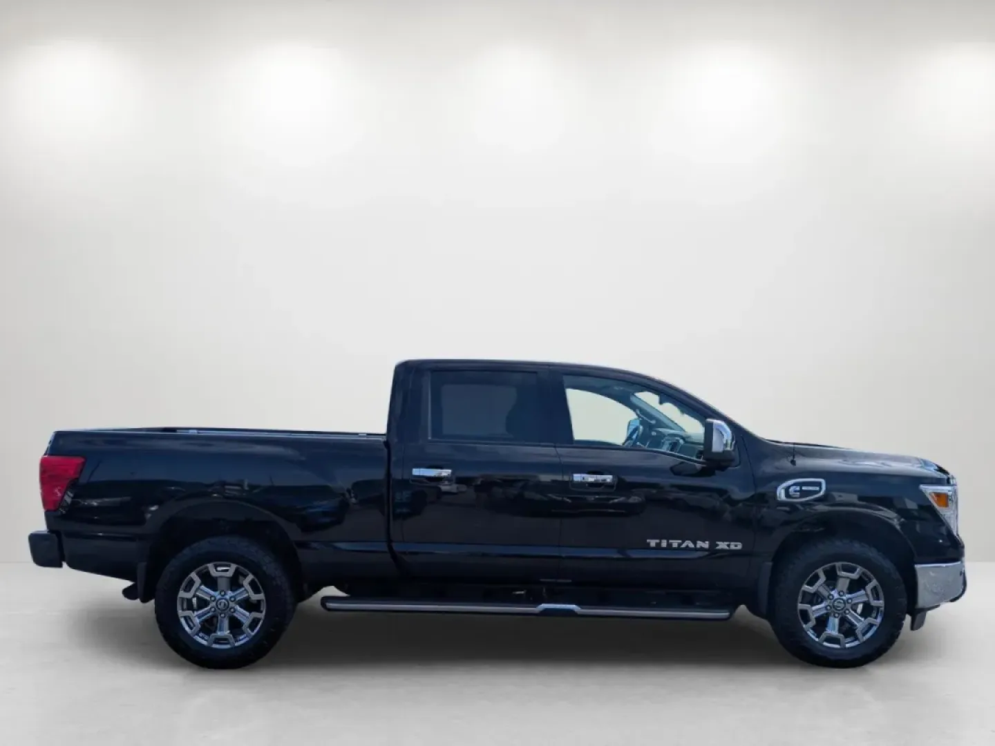 2017 /Black Nissan Titan XD SL (1N6BA1F49HN) with an Other engine, located at 1430 Gateway Drive, Opelika, AL, 36801, (334) 239-0944, 32.637871, -85.409790 - **Elevate Your Adventures with the 2017 Nissan Titan XD Perfect for the Modern Lifestyle!**<br /> <br /> Are you ready to upgrade your driving experience? Whether you're a growing family needing room and versatility, a weekend warrior craving off-road adventures, or simply someone who values comfor - Photo#3