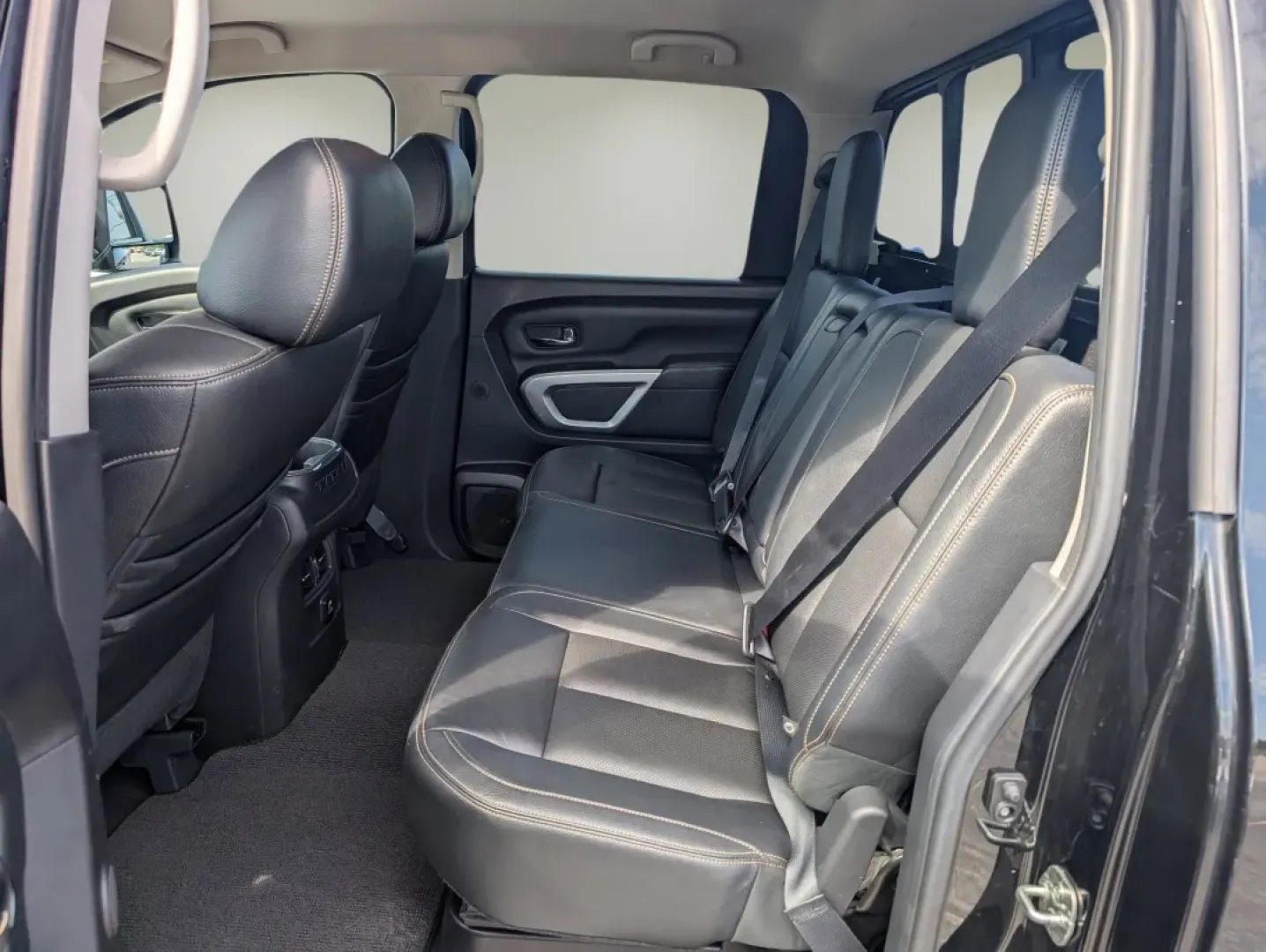 2017 /Black Nissan Titan XD SL (1N6BA1F49HN) with an Other engine, located at 1430 Gateway Drive, Opelika, AL, 36801, (334) 239-0944, 32.637871, -85.409790 - **Elevate Your Adventures with the 2017 Nissan Titan XD Perfect for the Modern Lifestyle!**<br /> <br /> Are you ready to upgrade your driving experience? Whether you're a growing family needing room and versatility, a weekend warrior craving off-road adventures, or simply someone who values comfor - Photo#11