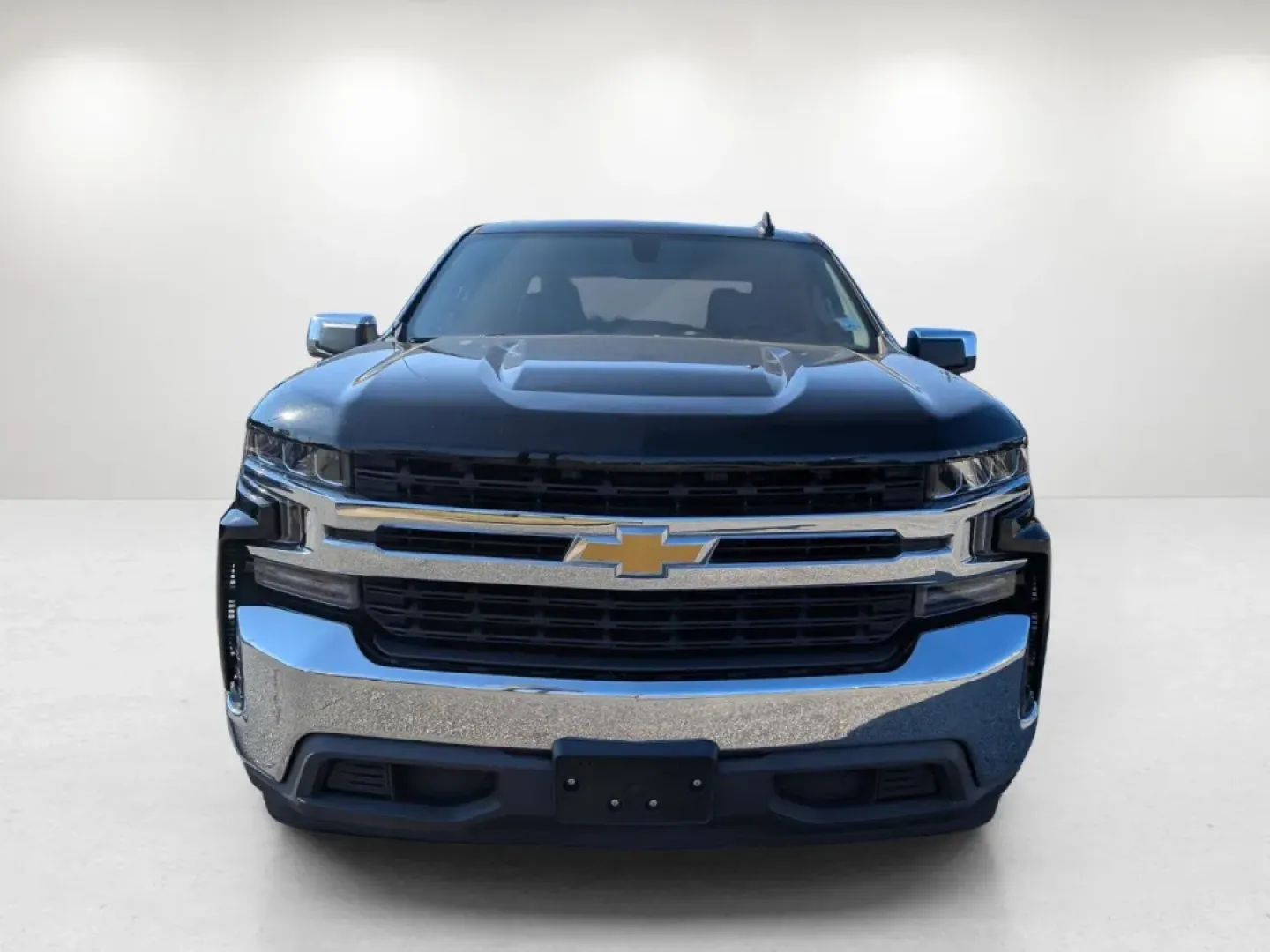 2020 /Jet Black Chevrolet Silverado 1500 LT (3GCPWCED0LG) with an Other engine, located at 7000 Northlake Connector, Columbus, GA, 31904, (706) 987-8085, 32.524975, -84.978134 - ### Hit the Road in Style: 2020 Chevrolet Silverado 1500 LT Crew Cab Pickup at Gils Auto<br /> <br /> Are you ready to elevate your driving experience while tackling daily tasks, weekend adventures, or family road trips? The 2020 Chevrolet Silverado 1500 LT Crew Cab Pickup is the perfect vehicle for - Photo#1