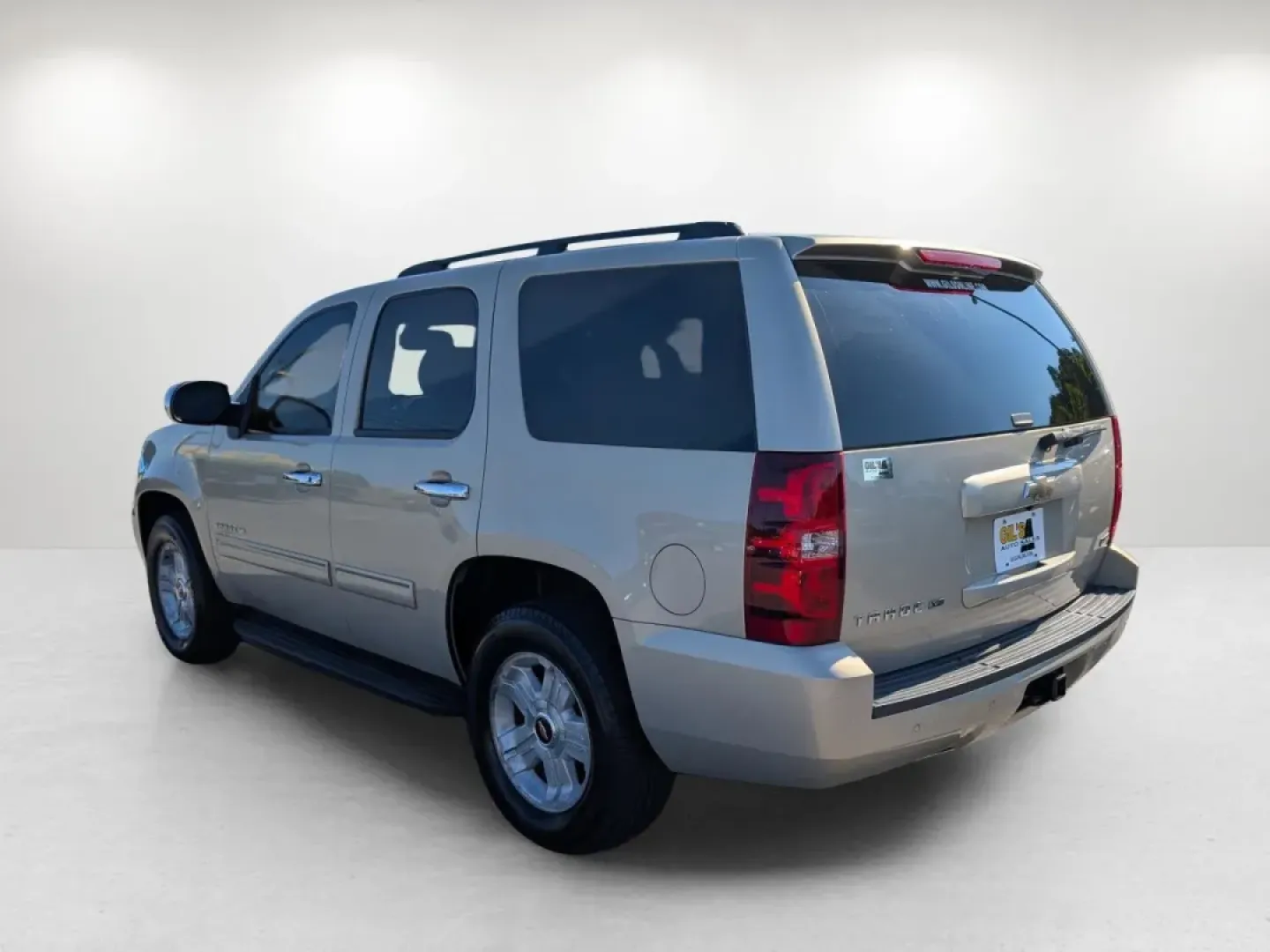 2009 /Ebony Chevrolet Tahoe LS (1GNEC13329R) with an Other engine, located at 5115 14th Ave., Columbus, GA, 31904, (706) 323-0345, 32.511494, -84.971046 - **Explore the Open Road in This 2009 Chevrolet Tahoe Your Next Adventure Awaits!**<br /> <br /> Are you dreaming of weekend getaways with family, or perhaps a reliable companion for your daily commute? Look no further! The 2009 Chevrolet Tahoe LS is the ideal SUV for those who crave versatility wit - Photo#6