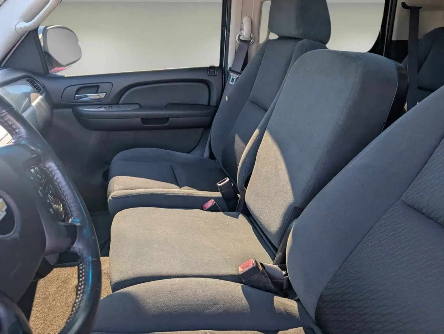 2009 /Ebony Chevrolet Tahoe LS (1GNEC13329R) with an Other engine, located at 5115 14th Ave., Columbus, GA, 31904, (706) 323-0345, 32.511494, -84.971046 - **Explore the Open Road in This 2009 Chevrolet Tahoe Your Next Adventure Awaits!**<br /> <br /> Are you dreaming of weekend getaways with family, or perhaps a reliable companion for your daily commute? Look no further! The 2009 Chevrolet Tahoe LS is the ideal SUV for those who crave versatility wit - Photo#10