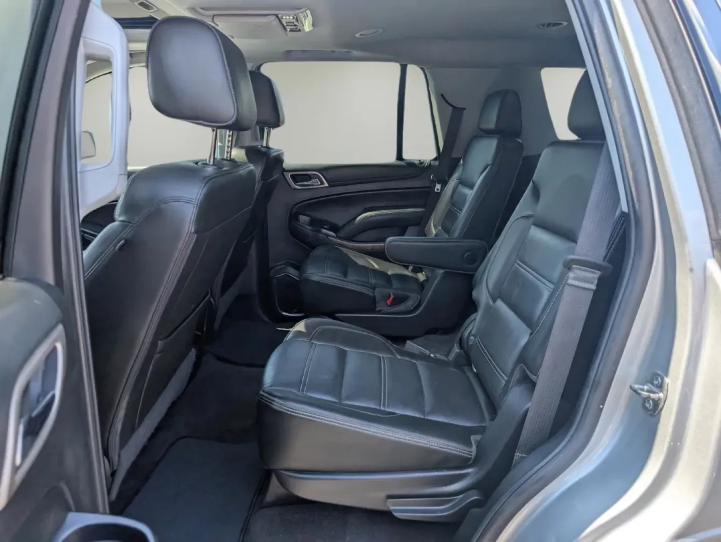 2019 /Jet Black GMC Yukon Denali (1GKS2CKJ8KR) with an Other engine, located at 5115 14th Ave., Columbus, GA, 31904, (706) 323-0345, 32.511494, -84.971046 - **Find Your Adventure with the 2019 GMC Yukon Denali at Gils Auto!**<br /> <br /> If you're seeking a vehicle that combines luxury, power, and versatility, look no further than our stunning 2019 GMC Yukon Denali, available now at Gils Auto in Phenix City, AL. Perfect for families needing ample space - Photo#10