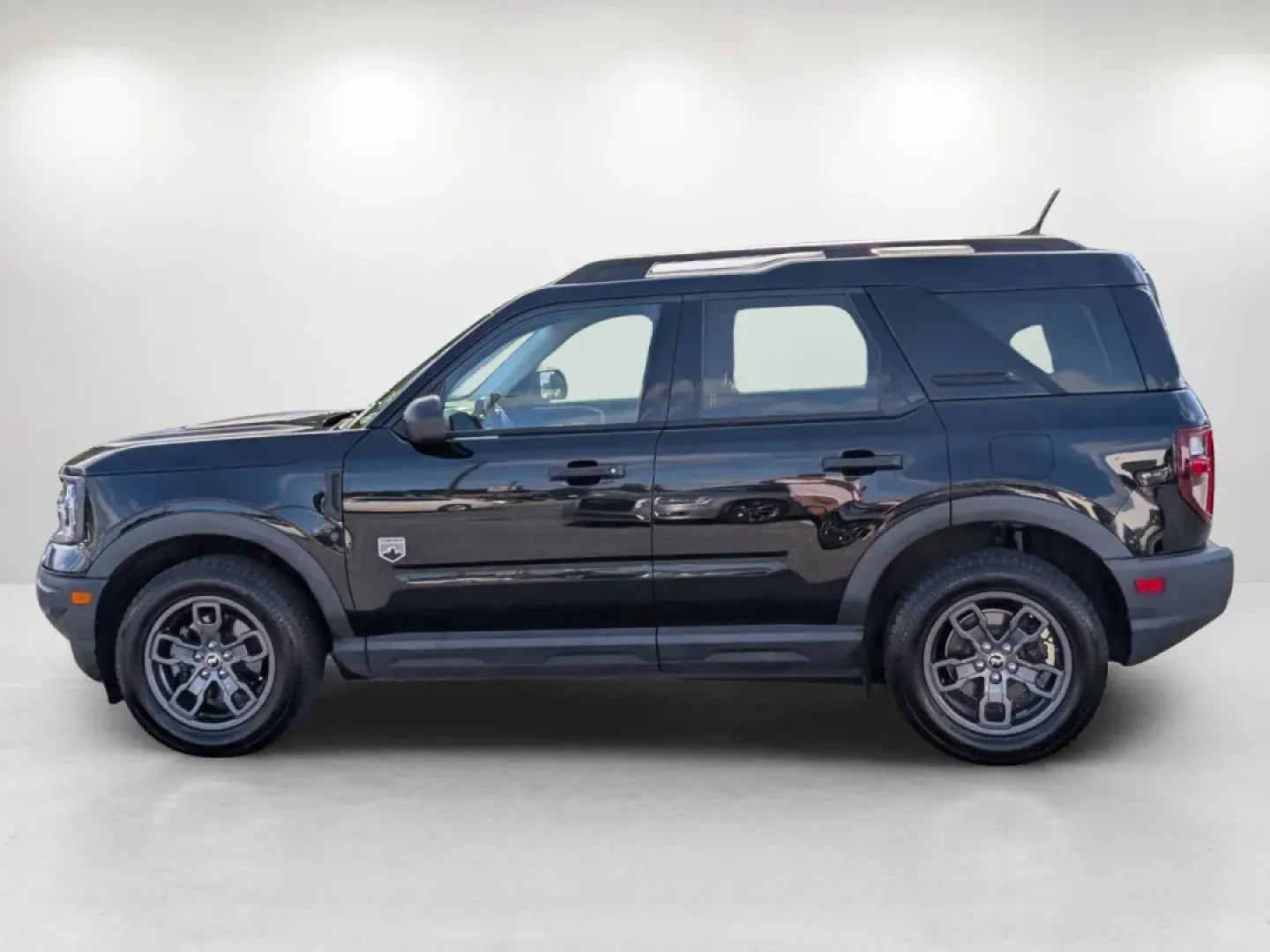 2021 /Ebony Ford Bronco Sport Big Bend (3FMCR9B64MR) with an Other engine, located at 804 22nd Ave, Phenix City, AL, 36870, (334) 297-1860, 32.484749, -85.024475 - Experience the great outdoors and urban adventures with the 2021 Ford Bronco Sport Big Bend, now available at Gils Auto in Phenix City, AL. Whether you're planning a weekend camping trip with friends or navigating your daily commute, this versatile SUV is designed to elevate your lifestyle. With its - Photo#7