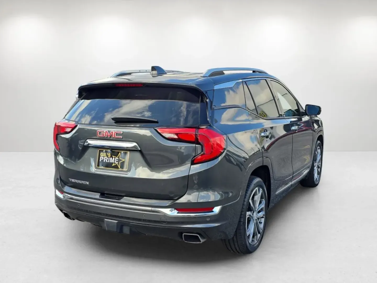 2018 /Light Platinum/Taupe GMC Terrain Denali (3GKALSEX4JL) with an Other engine, located at 3959 U.S. 80 W, Phenix City, AL, 36870, (334) 297-4885, 32.469296, -85.135185 - **Adventure Awaits with the 2018 GMC Terrain Denali at Gils Auto in Phenix City, AL**<br /> <br /> Are you ready to elevate your driving experience? The 2018 GMC Terrain Denali is more than just a stylish SUV; it's your ticket to unforgettable weekend adventures, family road trips, and daily commute - Photo#5