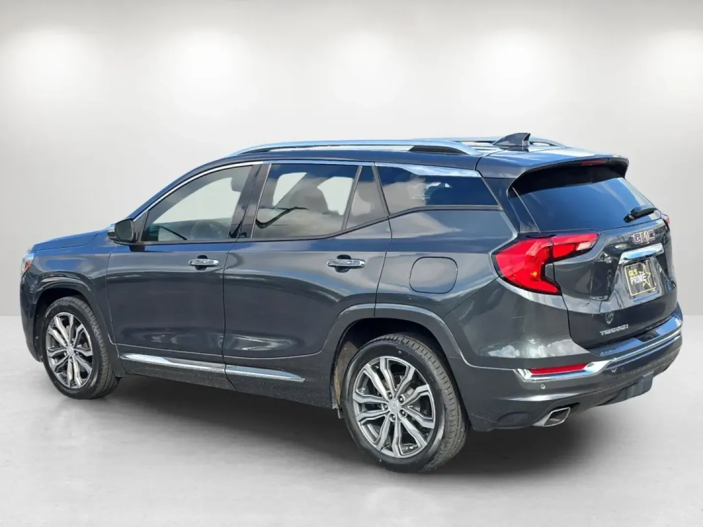 2018 /Light Platinum/Taupe GMC Terrain Denali (3GKALSEX4JL) with an Other engine, located at 3959 U.S. 80 W, Phenix City, AL, 36870, (334) 297-4885, 32.469296, -85.135185 - **Adventure Awaits with the 2018 GMC Terrain Denali at Gils Auto in Phenix City, AL**<br /> <br /> Are you ready to elevate your driving experience? The 2018 GMC Terrain Denali is more than just a stylish SUV; it's your ticket to unforgettable weekend adventures, family road trips, and daily commute - Photo#9