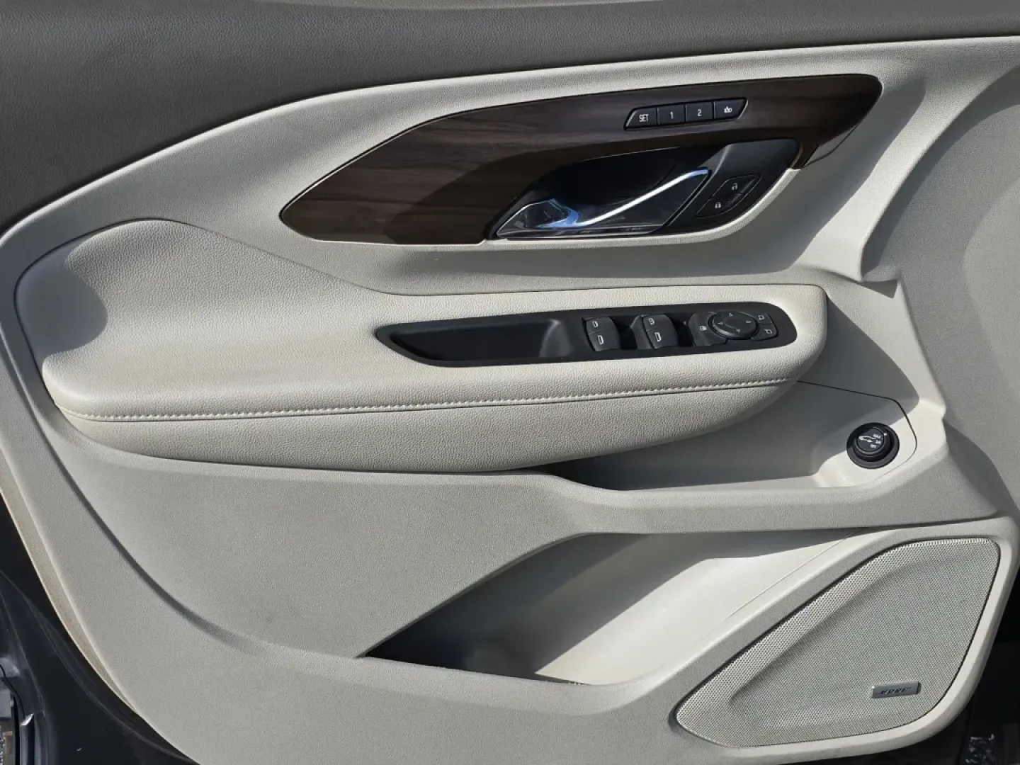 2018 /Light Platinum/Taupe GMC Terrain Denali (3GKALSEX4JL) with an Other engine, located at 3959 U.S. 80 W, Phenix City, AL, 36870, (334) 297-4885, 32.469296, -85.135185 - **Adventure Awaits with the 2018 GMC Terrain Denali at Gils Auto in Phenix City, AL**<br /> <br /> Are you ready to elevate your driving experience? The 2018 GMC Terrain Denali is more than just a stylish SUV; it's your ticket to unforgettable weekend adventures, family road trips, and daily commute - Photo#12