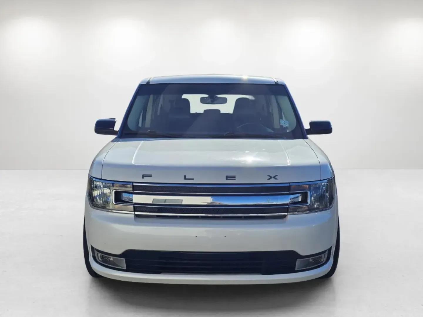 2015 Ford Flex SEL (2FMHK6C84FB) with an Other engine, located at 3959 U.S. 80 W, Phenix City, AL, 36870, (334) 297-4885, 32.469296, -85.135185 - **Discover Adventure with the 2015 Ford Flex SEL at Gils Auto!**<br /> <br /> Are you looking for a versatile vehicle that perfectly complements your active lifestyle? Whether you're a growing family, a weekend adventurer, or someone who simply enjoys the spaciousness of a well-designed crossover, t - Photo#1