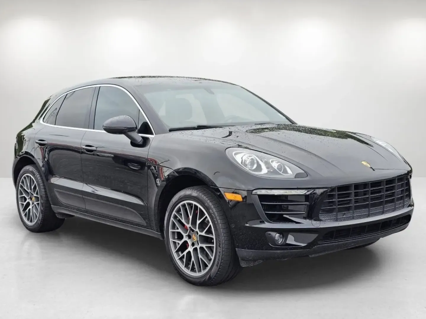 2016 Porsche Macan S (WP1AB2A58GL) with an Other engine, located at 1430 Gateway Drive, Opelika, AL, 36801, (334) 239-0944, 32.637871, -85.409790 - **Elevate Your Lifestyle with the 2016 Porsche Macan S A Perfect Blend of Luxury and Performance!**<br /> <br /> Are you ready to upgrade your driving experience? The 2016 Porsche Macan S is the ideal choice for those who appreciate the finer things in life while needing a versatile vehicle for dai - Photo#2