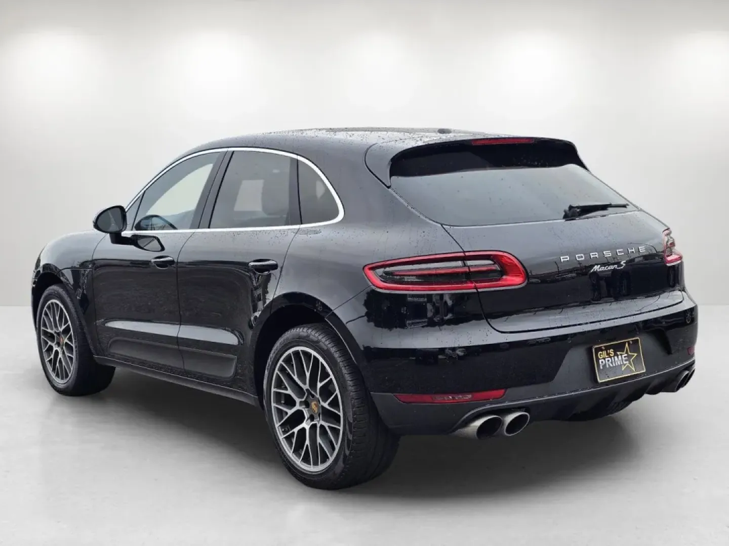 2016 Porsche Macan S (WP1AB2A58GL) with an Other engine, located at 1430 Gateway Drive, Opelika, AL, 36801, (334) 239-0944, 32.637871, -85.409790 - **Elevate Your Lifestyle with the 2016 Porsche Macan S A Perfect Blend of Luxury and Performance!**<br /> <br /> Are you ready to upgrade your driving experience? The 2016 Porsche Macan S is the ideal choice for those who appreciate the finer things in life while needing a versatile vehicle for dai - Photo#6