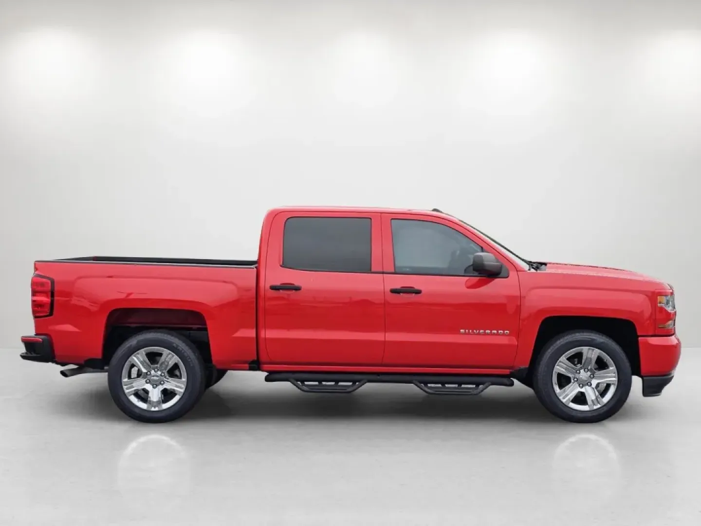 2018 /Dark Ash with Jet Black Interior Accents Chevrolet Silverado 1500 Custom (3GCPCPEC8JG) with an Other engine, located at 7000 Northlake Connector, Columbus, GA, 31904, (706) 987-8085, 32.524975, -84.978134 - **Elevate Your Adventures with the 2018 Chevrolet Silverado 1500 Crew Cab - Your Perfect Pickup for Every Lifestyle!**<br /> <br /> Are you ready to take on the road with confidence? The 2018 Chevrolet Silverado 1500, available at Gils Auto in Phenix City, AL, is designed for those who crave adventu - Photo#3