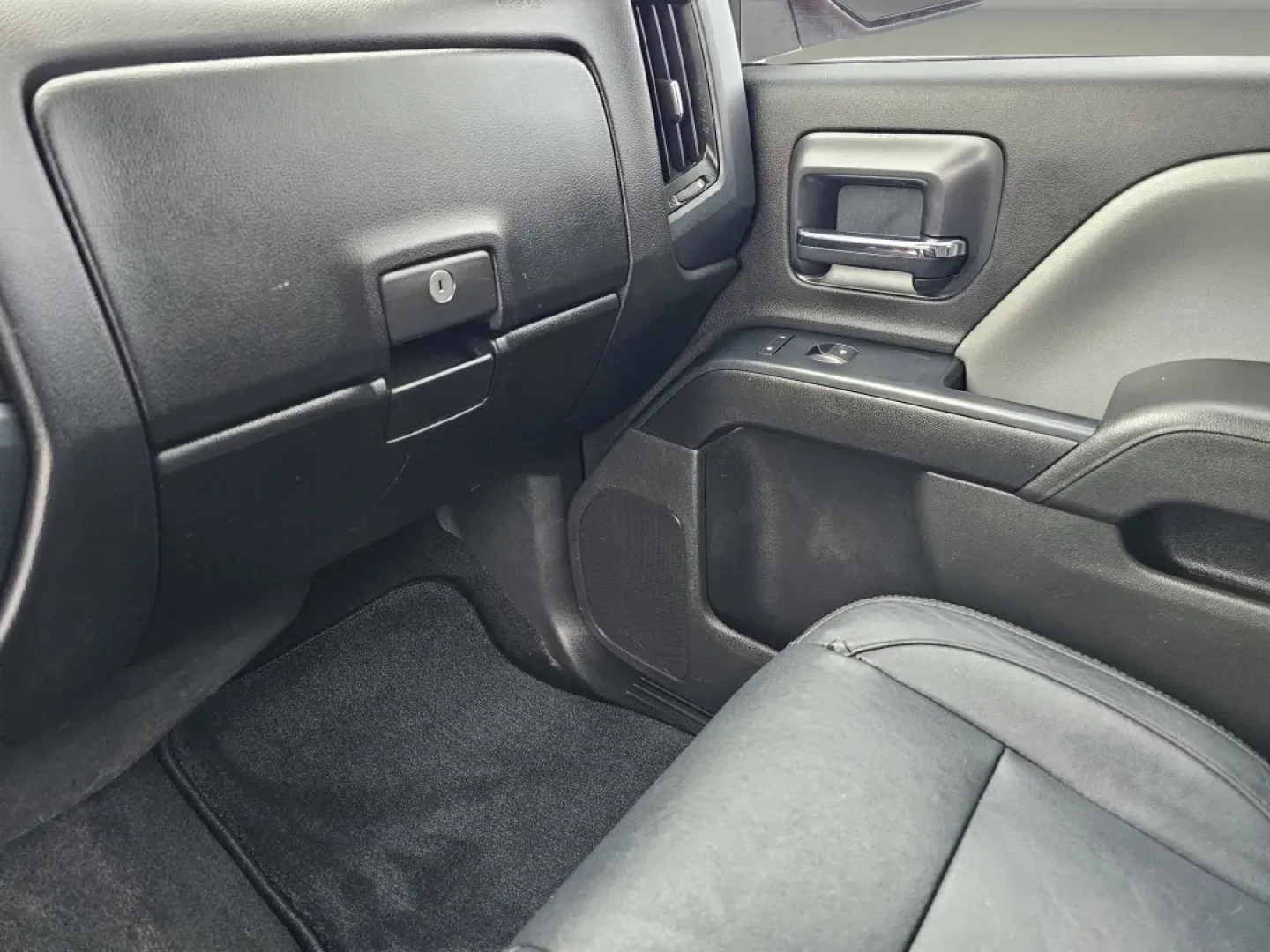 2018 /Dark Ash with Jet Black Interior Accents Chevrolet Silverado 1500 Custom (3GCPCPEC8JG) with an Other engine, located at 7000 Northlake Connector, Columbus, GA, 31904, (706) 987-8085, 32.524975, -84.978134 - **Elevate Your Adventures with the 2018 Chevrolet Silverado 1500 Crew Cab - Your Perfect Pickup for Every Lifestyle!**<br /> <br /> Are you ready to take on the road with confidence? The 2018 Chevrolet Silverado 1500, available at Gils Auto in Phenix City, AL, is designed for those who crave adventu - Photo#13