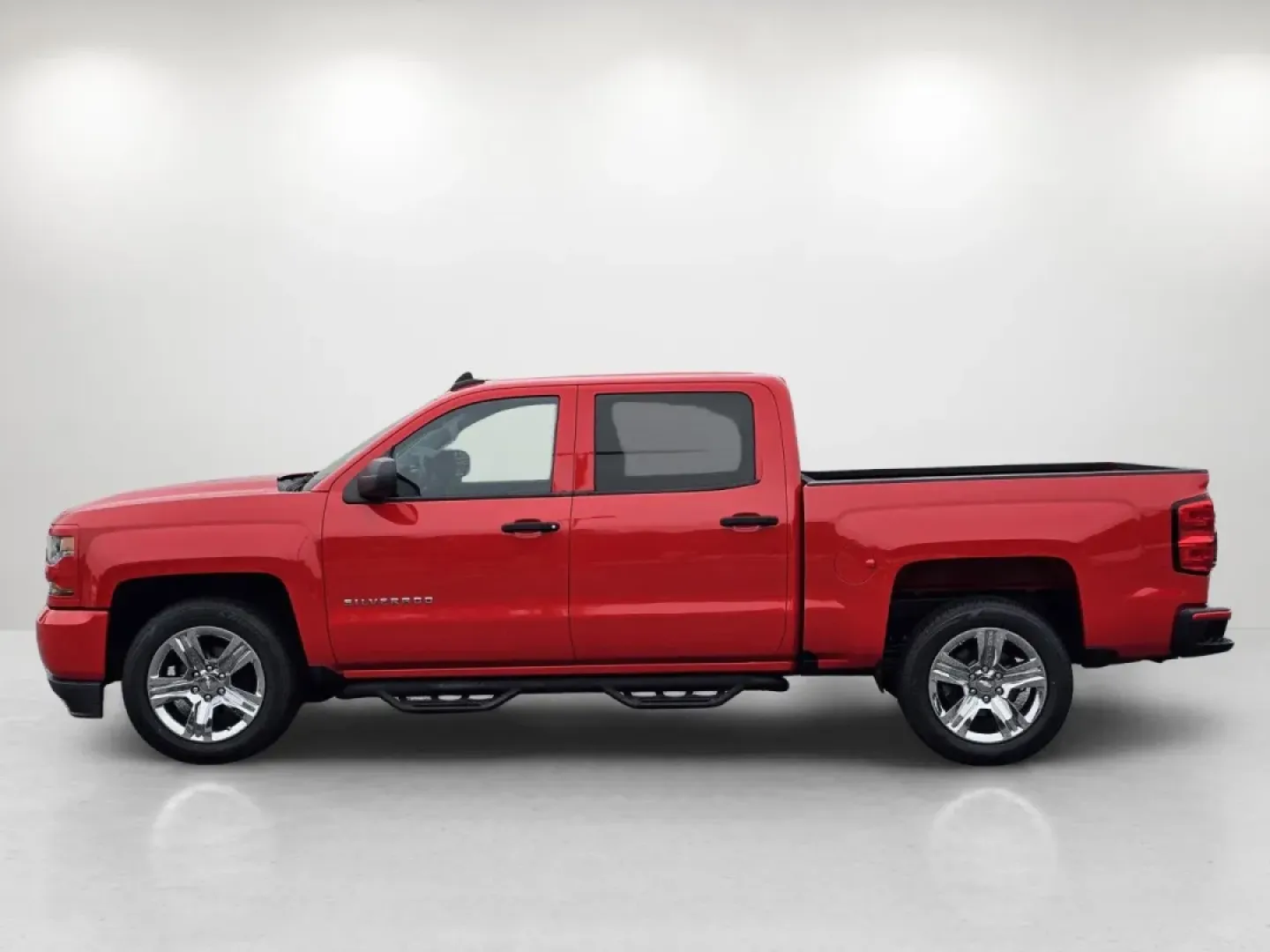 2018 /Dark Ash with Jet Black Interior Accents Chevrolet Silverado 1500 Custom (3GCPCPEC8JG) with an Other engine, located at 3959 U.S. 80 W, Phenix City, AL, 36870, (334) 297-4885, 32.469296, -85.135185 - **Elevate Your Adventures with the 2018 Chevrolet Silverado 1500 Crew Cab - Your Perfect Pickup for Every Lifestyle!**<br /> <br /> Are you ready to take on the road with confidence? The 2018 Chevrolet Silverado 1500, available at Gils Auto in Phenix City, AL, is designed for those who crave adventu - Photo#8