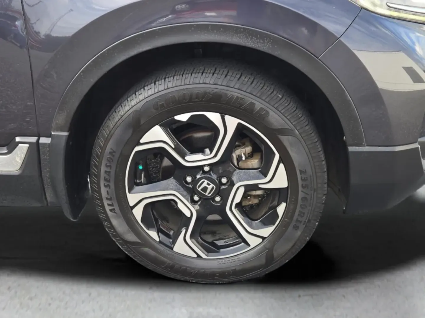 2017 Honda CR-V Touring (5J6RW2H99HL) with an Other engine, located at 7000 Northlake Connector, Columbus, GA, 31904, (706) 987-8085, 32.524975, -84.978134 - Experience the freedom of adventure and the comfort of home with this stunning 2017 Honda CR-V Touring, available now at Gils Auto in Phenix City, Alabama. Perfectly suited for both daily commutes and weekend getaways, this versatile SUV is your ticket to a lifestyle of exploration and convenience. - Photo#2