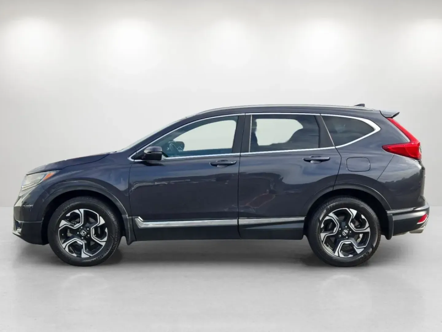 2017 Honda CR-V Touring (5J6RW2H99HL) with an Other engine, located at 7000 Northlake Connector, Columbus, GA, 31904, (706) 987-8085, 32.524975, -84.978134 - Experience the freedom of adventure and the comfort of home with this stunning 2017 Honda CR-V Touring, available now at Gils Auto in Phenix City, Alabama. Perfectly suited for both daily commutes and weekend getaways, this versatile SUV is your ticket to a lifestyle of exploration and convenience. - Photo#8