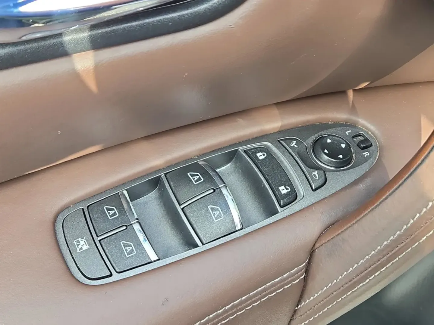 2017 /Truffle Brown Infiniti QX80 Limited (JN8AZ2NE3H9) with an Other engine, located at 804 22nd Ave, Phenix City, AL, 36870, (334) 297-1860, 32.484749, -85.024475 - Are you searching for the perfect vehicle that complements your adventurous lifestyle or growing family? Look no further than the impressive 2017 Infiniti QX80 Limited, now available at Gils Auto in Phenix City, AL. This luxurious SUV is designed for those who crave both space and sophistication, of - Photo#10