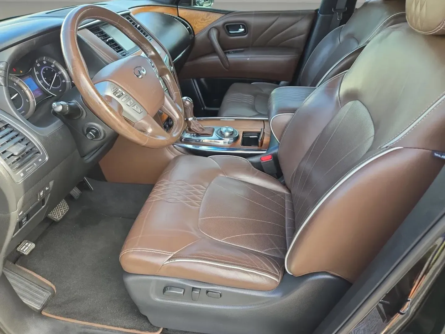2017 /Truffle Brown Infiniti QX80 Limited (JN8AZ2NE3H9) with an Other engine, located at 804 22nd Ave, Phenix City, AL, 36870, (334) 297-1860, 32.484749, -85.024475 - Are you searching for the perfect vehicle that complements your adventurous lifestyle or growing family? Look no further than the impressive 2017 Infiniti QX80 Limited, now available at Gils Auto in Phenix City, AL. This luxurious SUV is designed for those who crave both space and sophistication, of - Photo#11