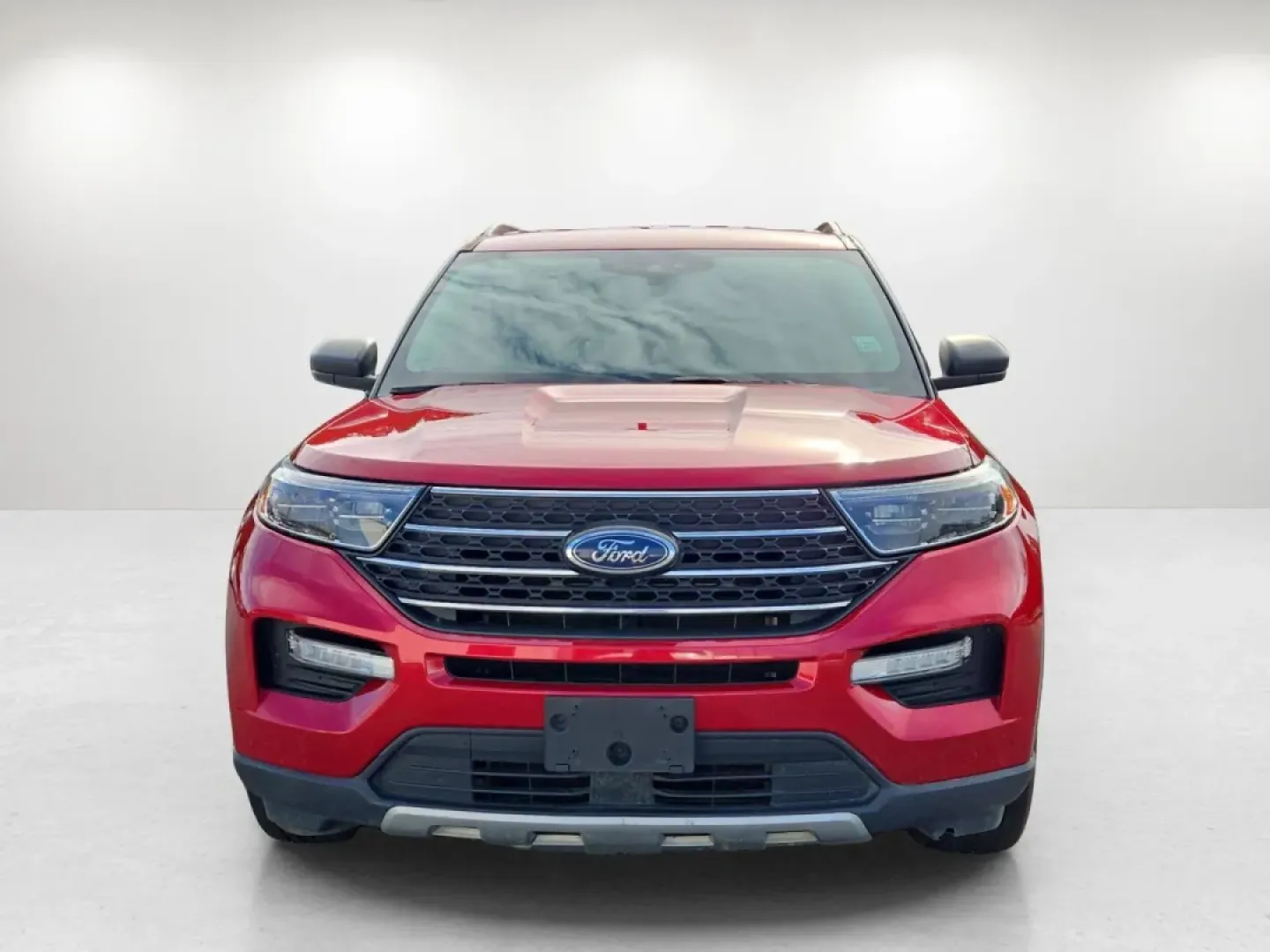 2022 Ford Explorer XLT (1FMSK7DH0NG) with an Other engine, located at 1430 Gateway Drive, Opelika, AL, 36801, (334) 239-0944, 32.637871, -85.409790 - Are you ready to elevate your family's adventures or tackle your daily commute with style and comfort? Look no further than this stunning 2022 Ford Explorer XLT, available now at Gils Auto in Phenix City, AL. Perfectly designed for those who seek versatility without compromising on luxury, this SUV - Photo#1