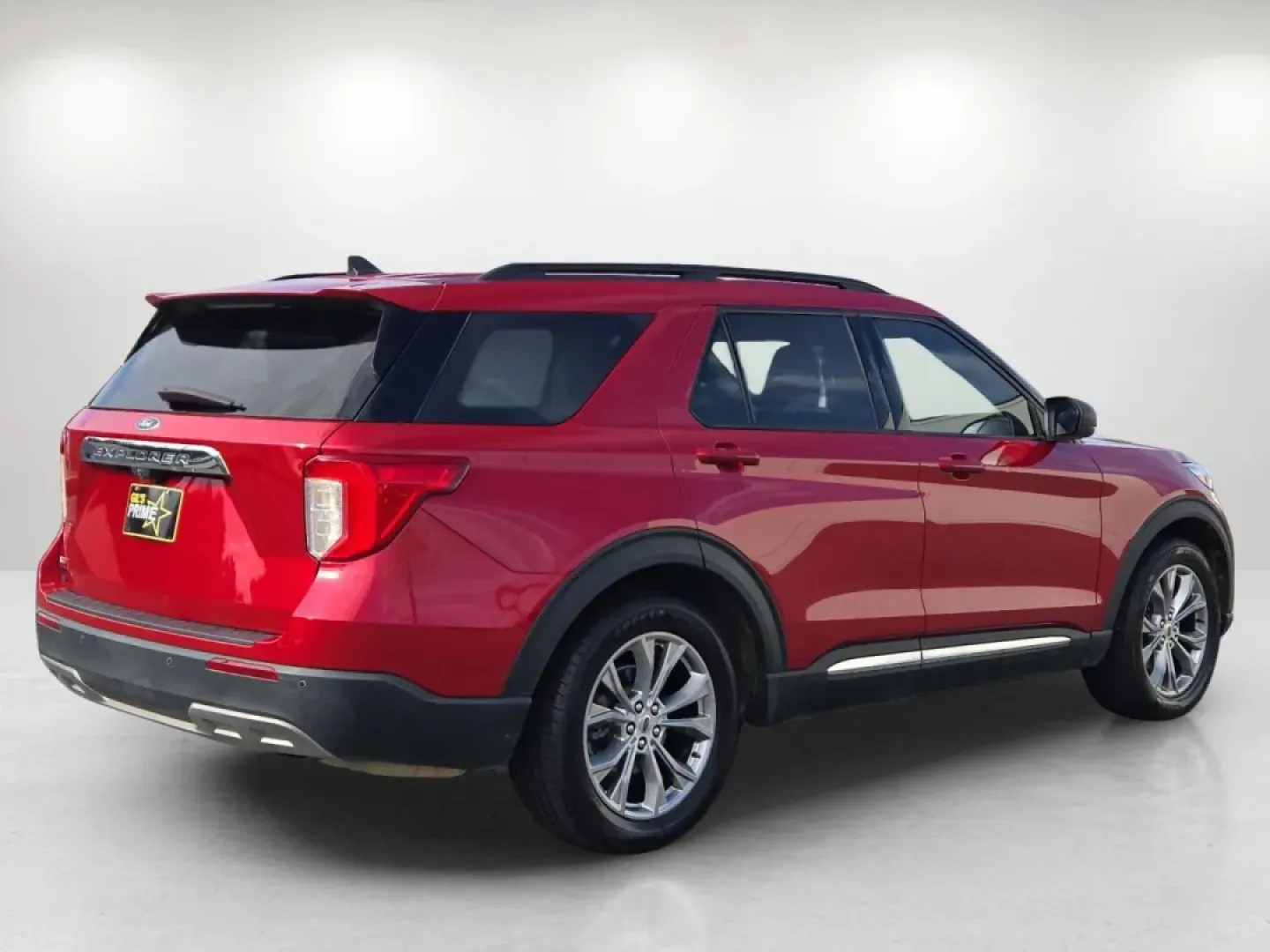 2022 Ford Explorer XLT (1FMSK7DH0NG) with an Other engine, located at 1430 Gateway Drive, Opelika, AL, 36801, (334) 239-0944, 32.637871, -85.409790 - Are you ready to elevate your family's adventures or tackle your daily commute with style and comfort? Look no further than this stunning 2022 Ford Explorer XLT, available now at Gils Auto in Phenix City, AL. Perfectly designed for those who seek versatility without compromising on luxury, this SUV - Photo#5