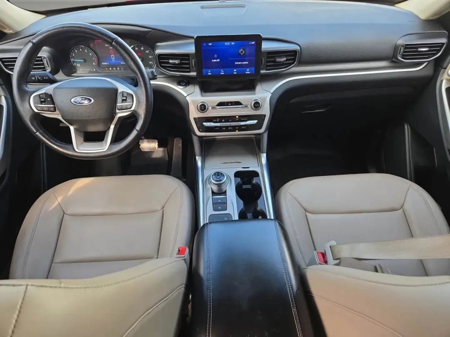 2022 Ford Explorer XLT (1FMSK7DH0NG) with an Other engine, located at 1430 Gateway Drive, Opelika, AL, 36801, (334) 239-0944, 32.637871, -85.409790 - Are you ready to elevate your family's adventures or tackle your daily commute with style and comfort? Look no further than this stunning 2022 Ford Explorer XLT, available now at Gils Auto in Phenix City, AL. Perfectly designed for those who seek versatility without compromising on luxury, this SUV - Photo#14