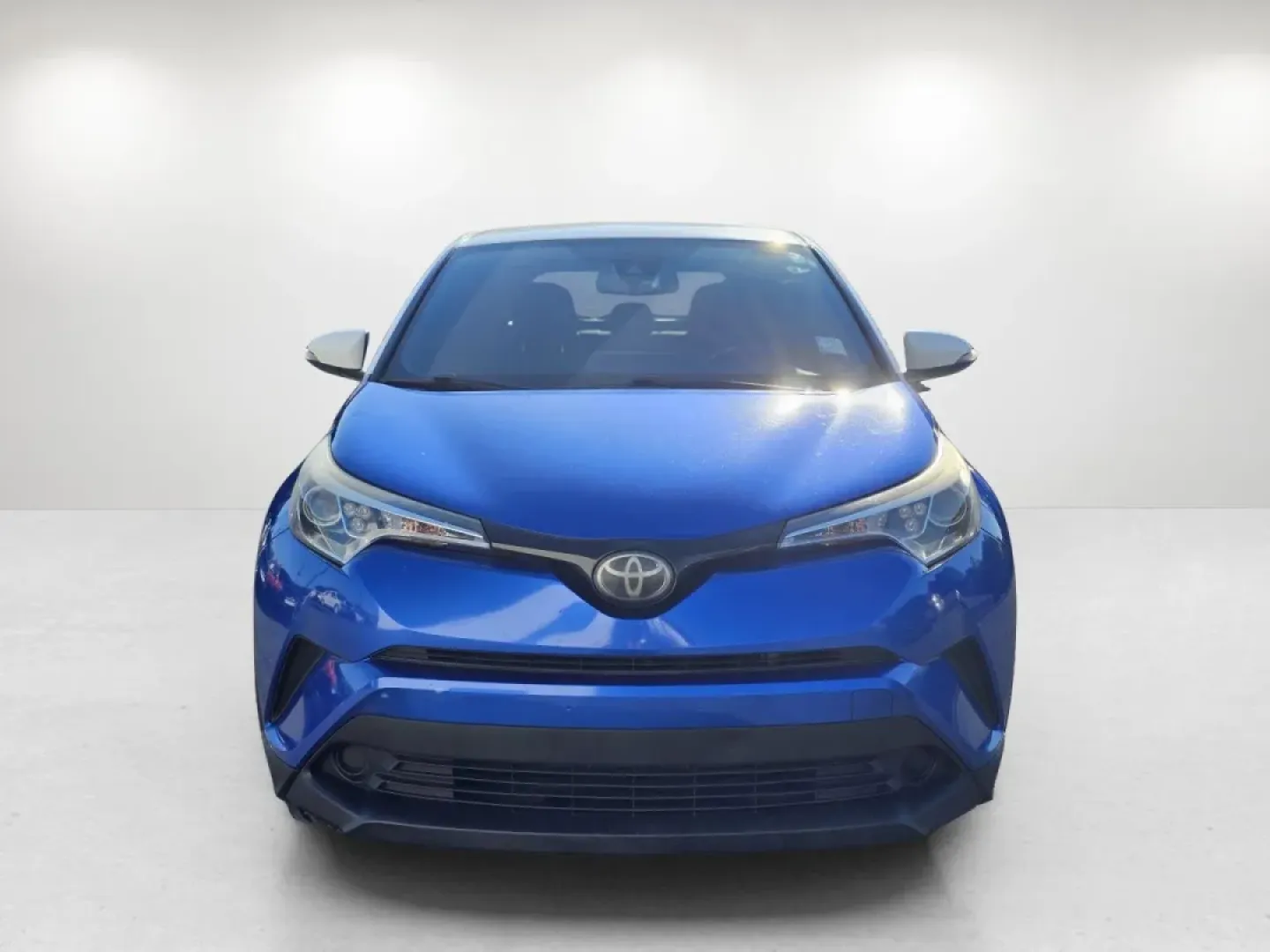 2018 Toyota C-HR XLE (NMTKHMBX3JR) with an Other engine, located at 1430 Gateway Drive, Opelika, AL, 36801, (334) 239-0944, 32.637871, -85.409790 - Are you searching for the perfect vehicle that combines style, comfort, and functionality for your everyday adventures? Look no further than this stunning 2018 Toyota C-HR, available now at Gils Auto in Phenix City, AL. This sporty SUV is ideal for budget-conscious buyers who still want a reliable a - Photo#2