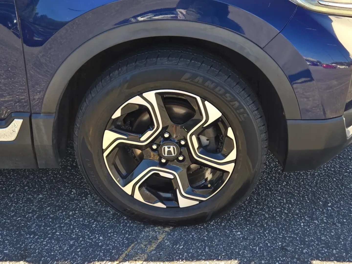 2019 Honda CR-V Touring (7FARW1H97KE) with an Other engine, located at 521 Old Farm Lane Rd, Prattville, AL, 36066, (334) 325-1505, 32.482460, -86.416367 - **Discover Adventure with the 2019 Honda CR-V Touring at Gils Auto Your Gateway to Affordable, Reliable Driving!**<br /> <br /> Are you ready to elevate your driving experience and embrace your next adventure? Look no further than this stunning 2019 Honda CR-V in captivating blue, available now at - Photo#2