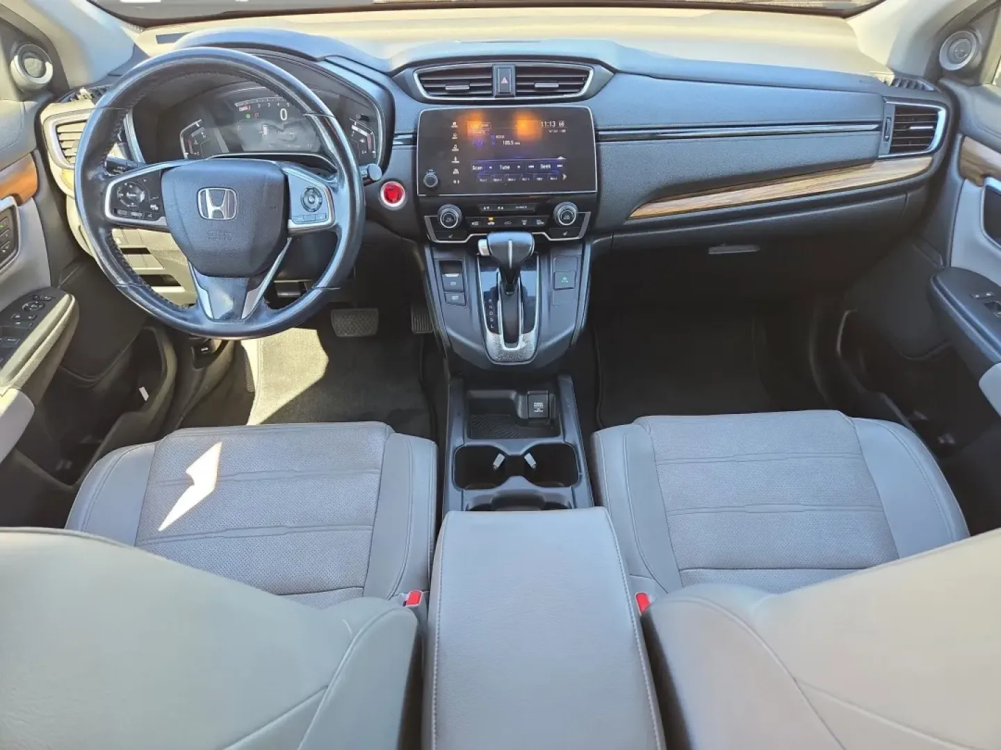 2019 Honda CR-V Touring (7FARW1H97KE) with an Other engine, located at 5115 14th Ave., Columbus, GA, 31904, (706) 323-0345, 32.511494, -84.971046 - **Discover Adventure with the 2019 Honda CR-V Touring at Gils Auto Your Gateway to Affordable, Reliable Driving!**<br /> <br /> Are you ready to elevate your driving experience and embrace your next adventure? Look no further than this stunning 2019 Honda CR-V in captivating blue, available now at - Photo#13