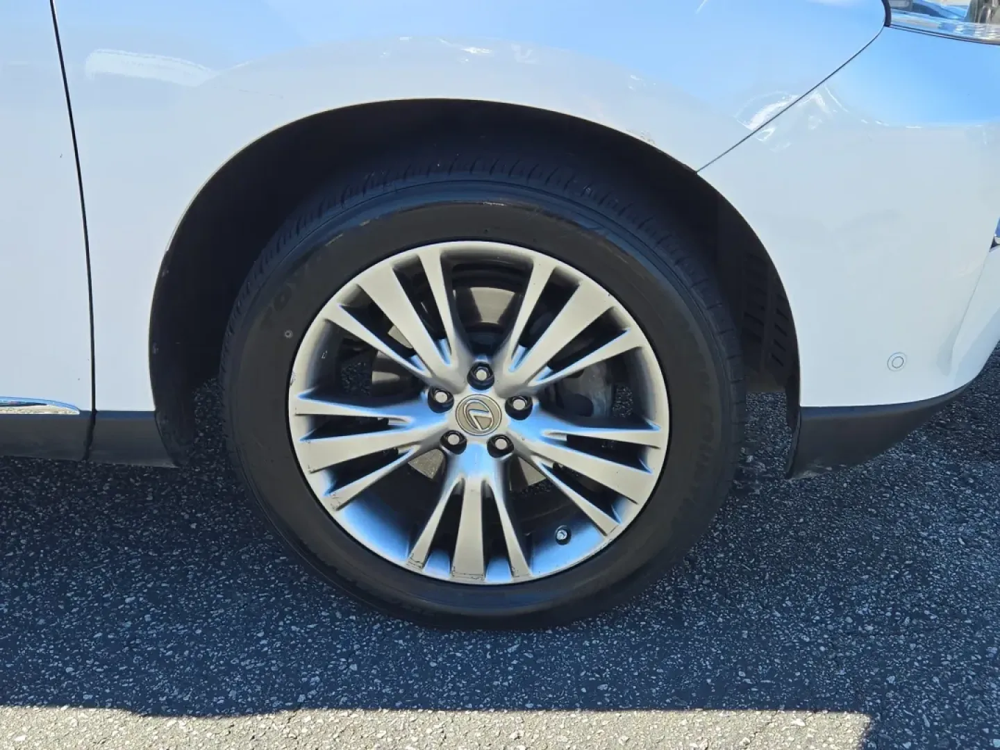 2013 Lexus RX 350 (2T2ZK1BA6DC) with an Other engine, located at 3959 U.S. 80 W, Phenix City, AL, 36870, (334) 297-4885, 32.469296, -85.135185 - Are you ready to elevate your driving experience? Whether you're commuting to work, running errands, or embarking on weekend adventures, the 2013 Lexus RX 350 is the perfect companion for your lifestyle. Offering a blend of luxury, comfort, and reliability, this SUV is designed to cater to growing f - Photo#2