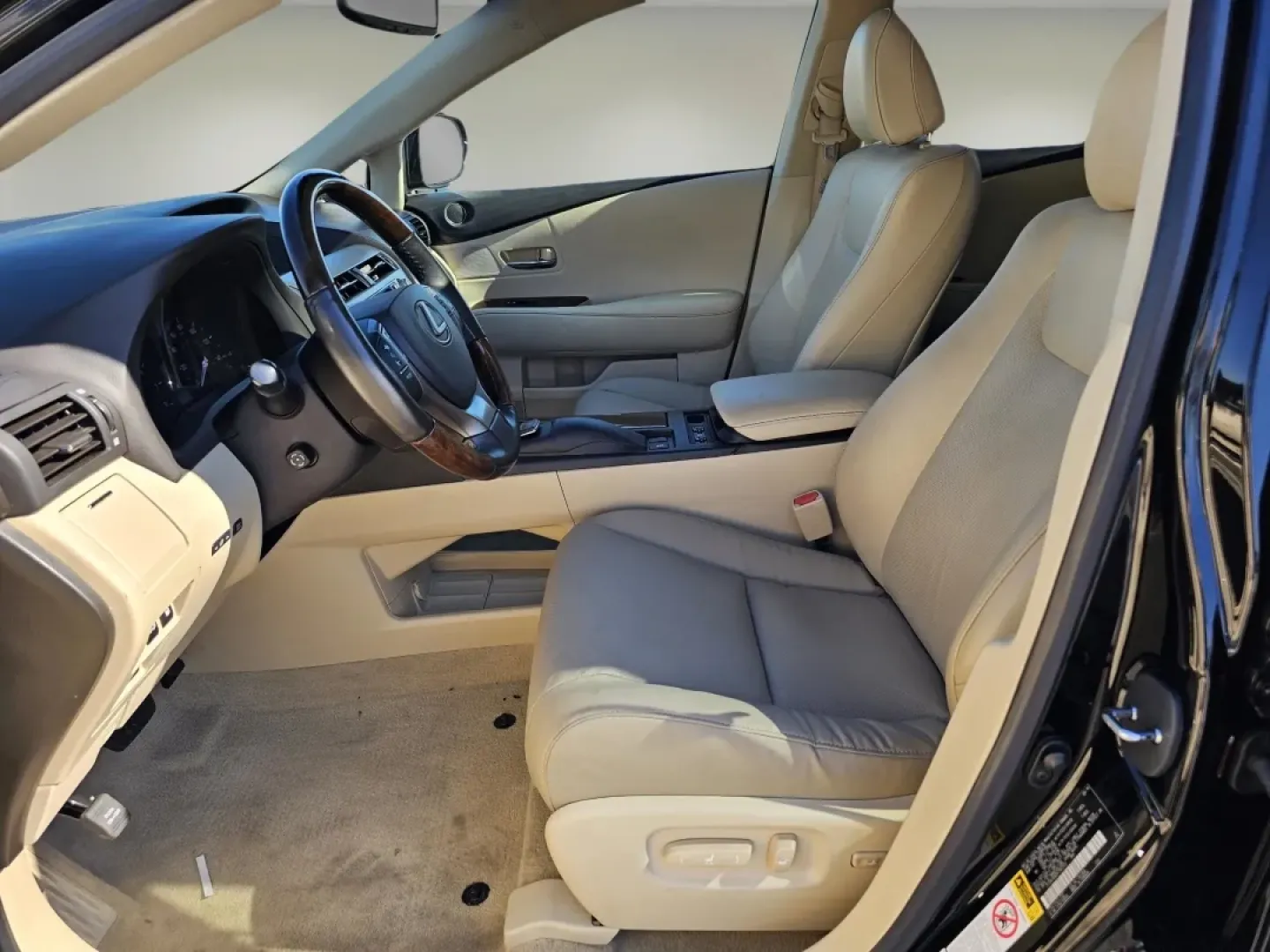 2015 Lexus RX 350 (2T2ZK1BA0FC) with an Other engine, located at 521 Old Farm Lane Rd, Prattville, AL, 36066, (334) 325-1505, 32.482460, -86.416367 - Elevate your lifestyle with the 2015 Lexus RX 350, a luxurious SUV perfectly suited for growing families, busy commuters, or anyone seeking stylish comfort on their travels. With its sleek black exterior and spacious interior, this vehicle is more than just a mode of transportation; it's a lifestyle - Photo#10