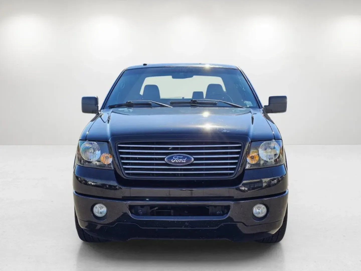 2006 Ford F-150 Harley-Davidson (1FTRX12526F) with an Other engine, located at 521 Old Farm Lane Rd, Prattville, AL, 36066, (334) 325-1505, 32.482460, -86.416367 - **Unleash Your Adventures with the 2006 Ford F-150 Extended Cab Pickup from Gils Auto - Prattville!**<br /> <br /> Are you ready to elevate your outdoor adventures or enhance your daily commute? The 2006 Ford F-150 Extended Cab Pickup is more than just a vehicle; it's your ticket to freedom and flex - Photo#2