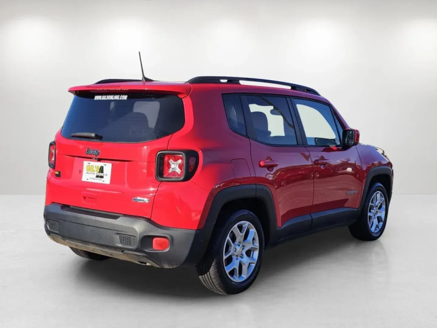 2018 /Black Jeep Renegade Latitude (ZACCJABB4JP) with an Other engine, located at 5115 14th Ave., Columbus, GA, 31904, (706) 323-0345, 32.511494, -84.971046 - Are you ready to take your adventures off the beaten path? The 2018 Jeep Renegade Latitude is the perfect crossover for those who crave exploration and value comfort and style. Whether you're navigating the bustling streets of Phenix City or heading out on a weekend getaway to the nearby Lake Oliver - Photo#4
