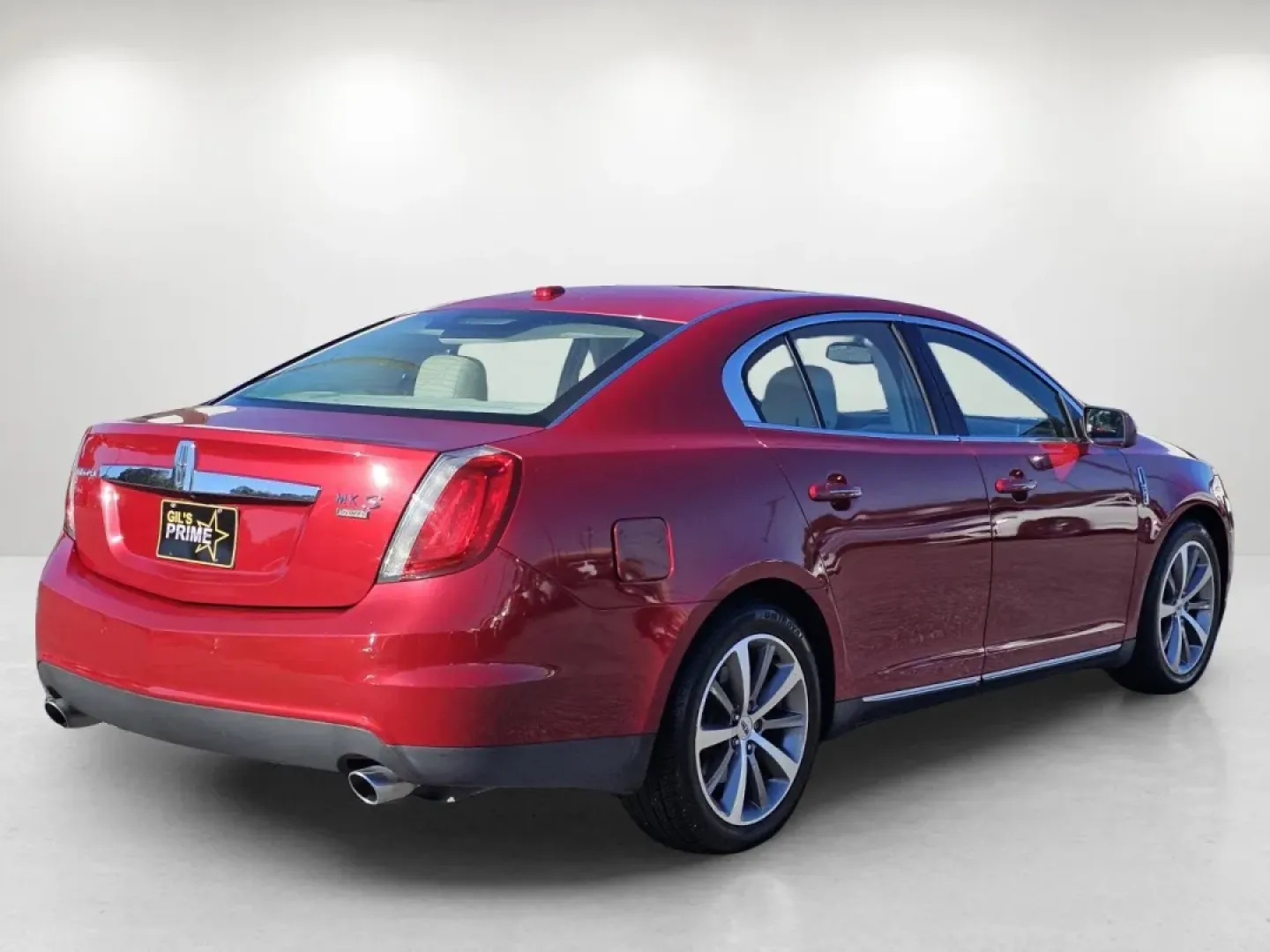 2009 Lincoln MKS (1LNHM94R29G) with an Other engine, located at 804 22nd Ave, Phenix City, AL, 36870, (334) 297-1860, 32.484749, -85.024475 - Discover your next adventure with the 2009 Lincoln MKS, the perfect blend of luxury and practicality for those who demand more from their vehicle. Whether you're a growing family in need of a comfortable ride, a commuter looking for reliability, or someone craving style for weekend escapades, this a - Photo#4