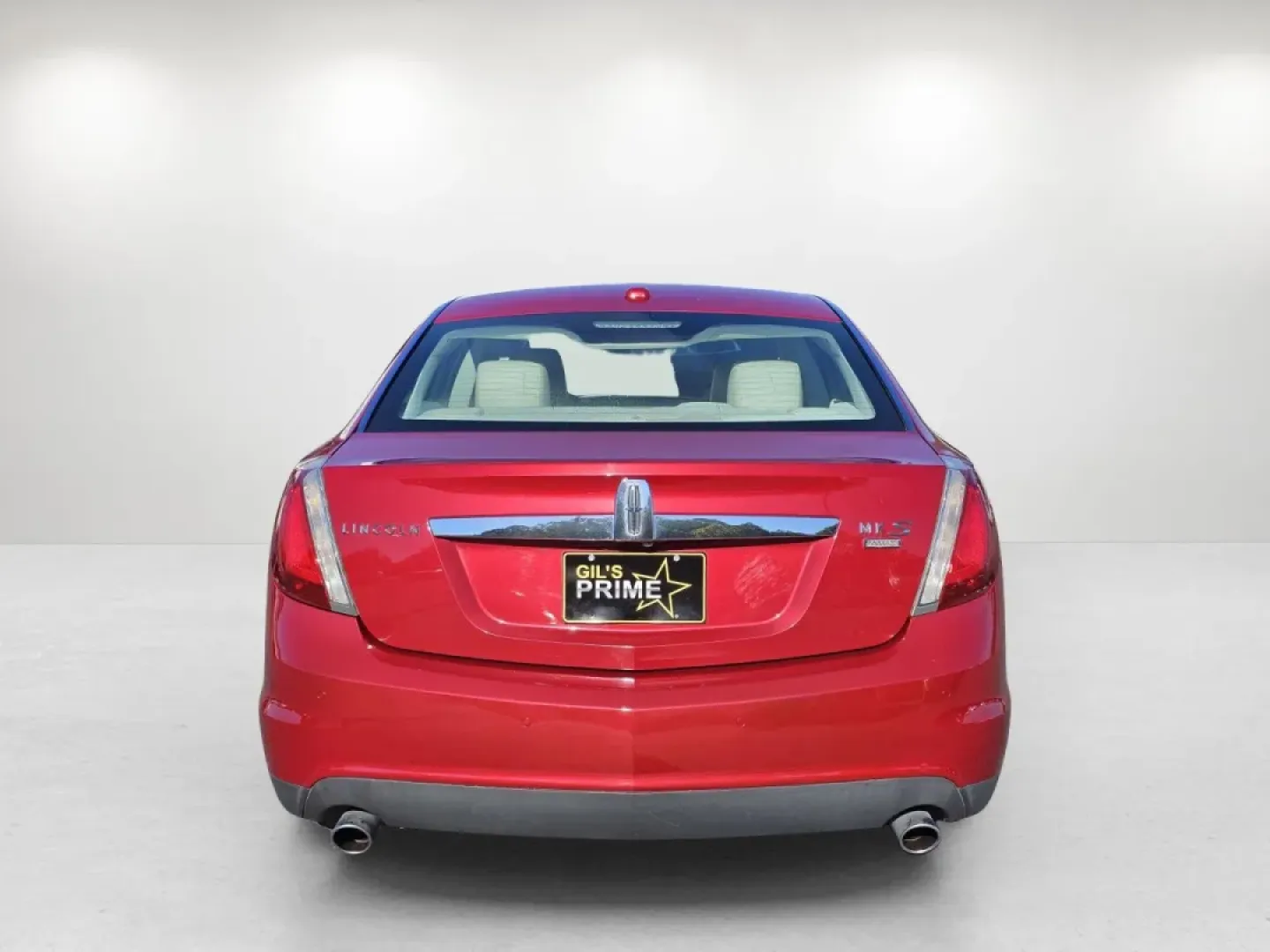 2009 Lincoln MKS (1LNHM94R29G) with an Other engine, located at 804 22nd Ave, Phenix City, AL, 36870, (334) 297-1860, 32.484749, -85.024475 - Discover your next adventure with the 2009 Lincoln MKS, the perfect blend of luxury and practicality for those who demand more from their vehicle. Whether you're a growing family in need of a comfortable ride, a commuter looking for reliability, or someone craving style for weekend escapades, this a - Photo#5