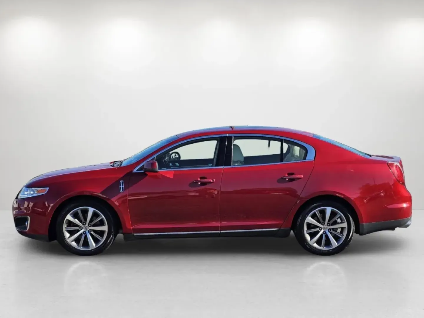 2009 Lincoln MKS (1LNHM94R29G) with an Other engine, located at 804 22nd Ave, Phenix City, AL, 36870, (334) 297-1860, 32.484749, -85.024475 - Discover your next adventure with the 2009 Lincoln MKS, the perfect blend of luxury and practicality for those who demand more from their vehicle. Whether you're a growing family in need of a comfortable ride, a commuter looking for reliability, or someone craving style for weekend escapades, this a - Photo#7