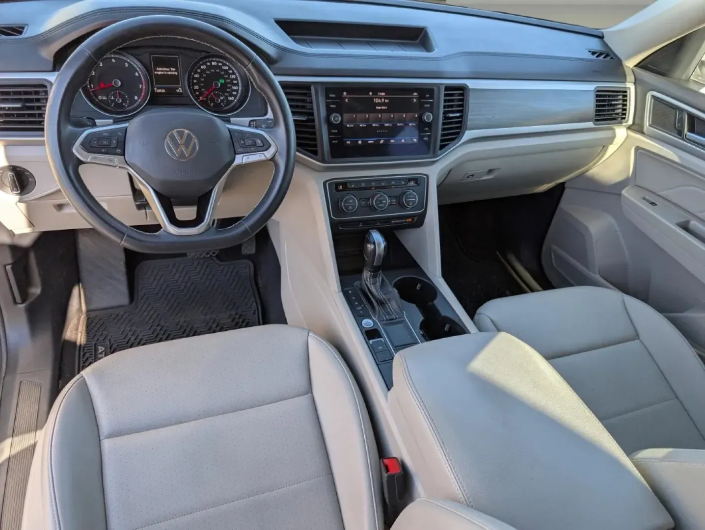 2021 /Shetland Beige Volkswagen Atlas 2.0T SE (1V2DP2CA2MC) with an Other engine, located at 5115 14th Ave., Columbus, GA, 31904, (706) 323-0345, 32.511494, -84.971046 - ### Experience Family Adventures with the 2021 Volkswagen Atlas at Gils Auto!<br /> <br /> Are you searching for the perfect family SUV that combines style, safety, and comfort? Look no further than the 2021 Volkswagen Atlas 2.0T SE, available now at Gils Auto in Phenix City, Alabama. This spacious - Photo#13