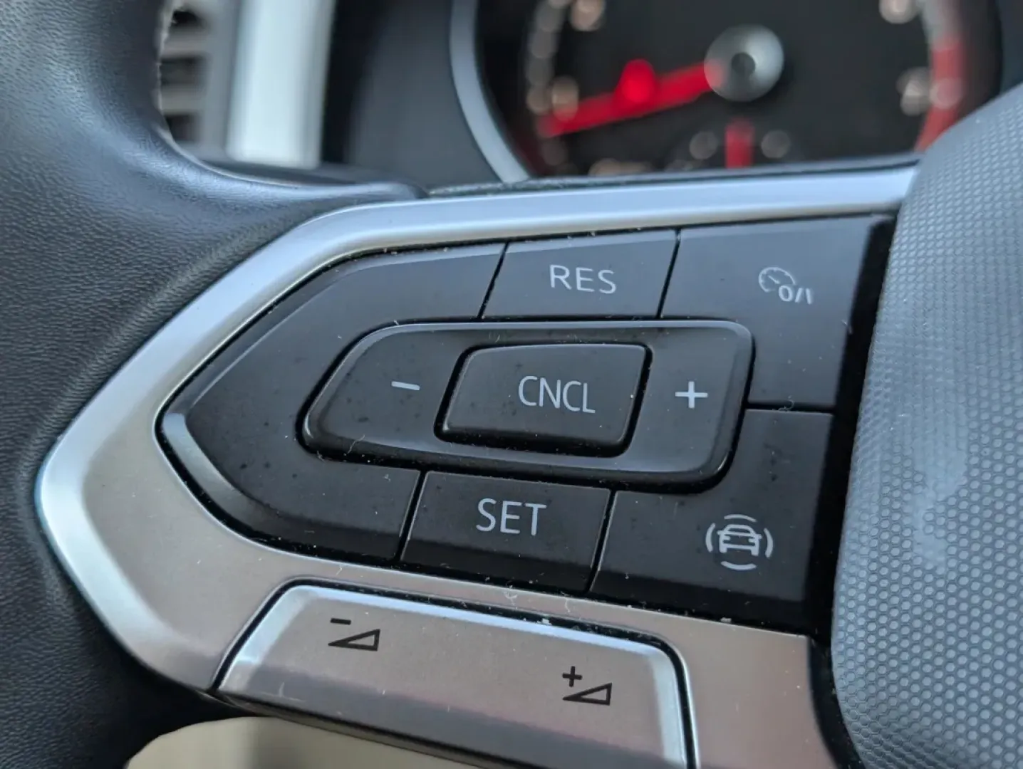 2021 /Shetland Beige Volkswagen Atlas 2.0T SE (1V2DP2CA2MC) with an Other engine, located at 5115 14th Ave., Columbus, GA, 31904, (706) 323-0345, 32.511494, -84.971046 - ### Experience Family Adventures with the 2021 Volkswagen Atlas at Gils Auto!<br /> <br /> Are you searching for the perfect family SUV that combines style, safety, and comfort? Look no further than the 2021 Volkswagen Atlas 2.0T SE, available now at Gils Auto in Phenix City, Alabama. This spacious - Photo#18