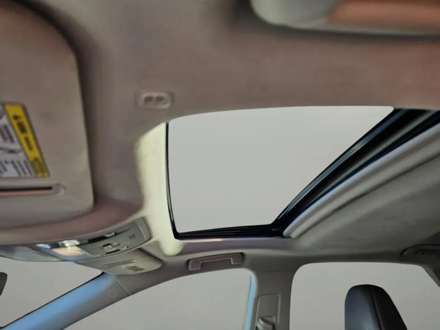 2016 Lexus RX 350 (2T2BZMCA6GC) with an Other engine, located at 1430 Gateway Drive, Opelika, AL, 36801, (334) 239-0944, 32.637871, -85.409790 - **Discover the Perfect Blend of Luxury and Utility with This 2016 Lexus RX 350!**<br /> <br /> Are you on the hunt for an SUV that effortlessly combines luxury with functionality? Look no further than this stunning 2016 Lexus RX 350, available now at Gils Auto in Phenix City, AL. Whether you're comm - Photo#10