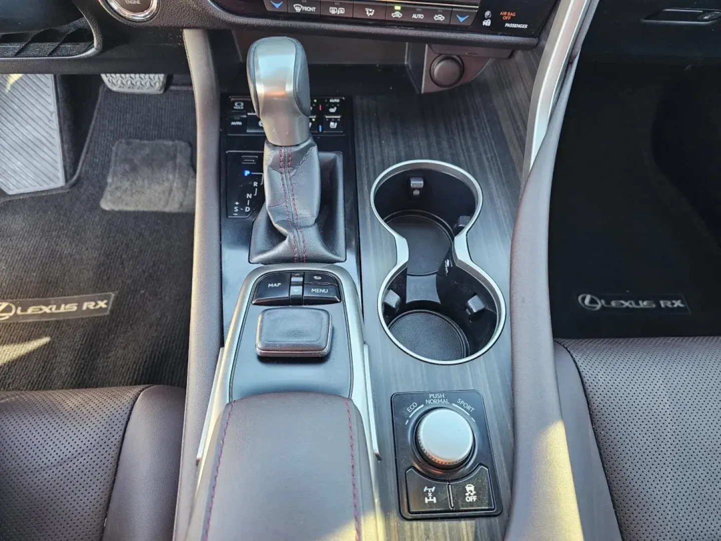 2016 Lexus RX 350 (2T2BZMCA6GC) with an Other engine, located at 1430 Gateway Drive, Opelika, AL, 36801, (334) 239-0944, 32.637871, -85.409790 - **Discover the Perfect Blend of Luxury and Utility with This 2016 Lexus RX 350!**<br /> <br /> Are you on the hunt for an SUV that effortlessly combines luxury with functionality? Look no further than this stunning 2016 Lexus RX 350, available now at Gils Auto in Phenix City, AL. Whether you're comm - Photo#12