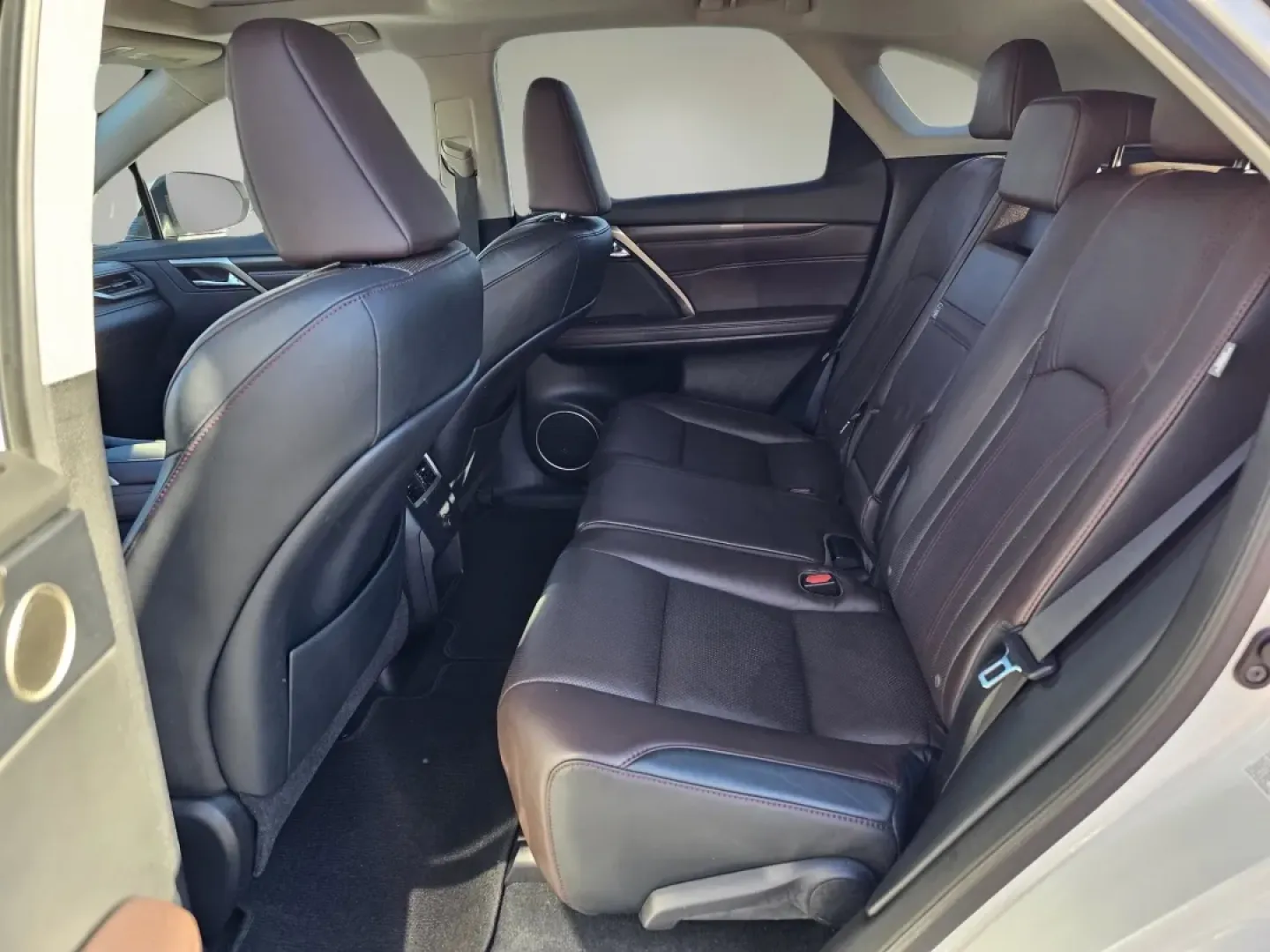 2016 Lexus RX 350 (2T2BZMCA6GC) with an Other engine, located at 521 Old Farm Lane Rd, Prattville, AL, 36066, (334) 325-1505, 32.482460, -86.416367 - **Discover the Perfect Blend of Luxury and Utility with This 2016 Lexus RX 350!**<br /> <br /> Are you on the hunt for an SUV that effortlessly combines luxury with functionality? Look no further than this stunning 2016 Lexus RX 350, available now at Gils Auto in Phenix City, AL. Whether you're comm - Photo#14