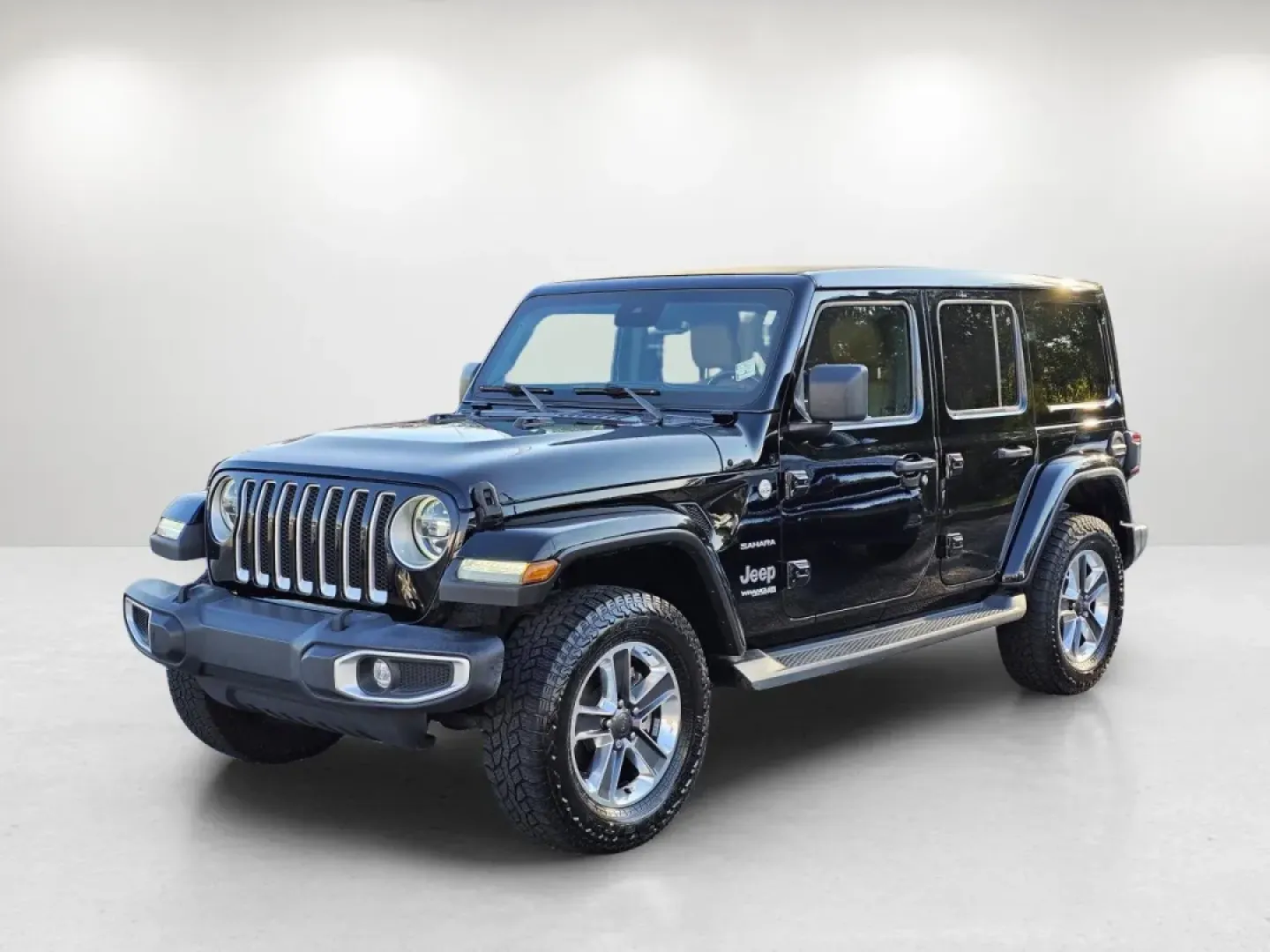 2021 /Dark Saddle/Black Jeep Wrangler Unlimited Sahara (1C4HJXENXMW) with an Other engine, located at 5115 14th Ave., Columbus, GA, 31904, (706) 323-0345, 32.511494, -84.971046 - **2021 Jeep Wrangler Unlimited Sahara: The Ultimate Adventure Companion!**<br /> <br /> Are you ready to elevate your lifestyle and embrace the thrill of the open road? The 2021 Jeep Wrangler Unlimited Sahara is here to take you on unforgettable adventures, whether you're conquering rugged terrains, - Photo#1