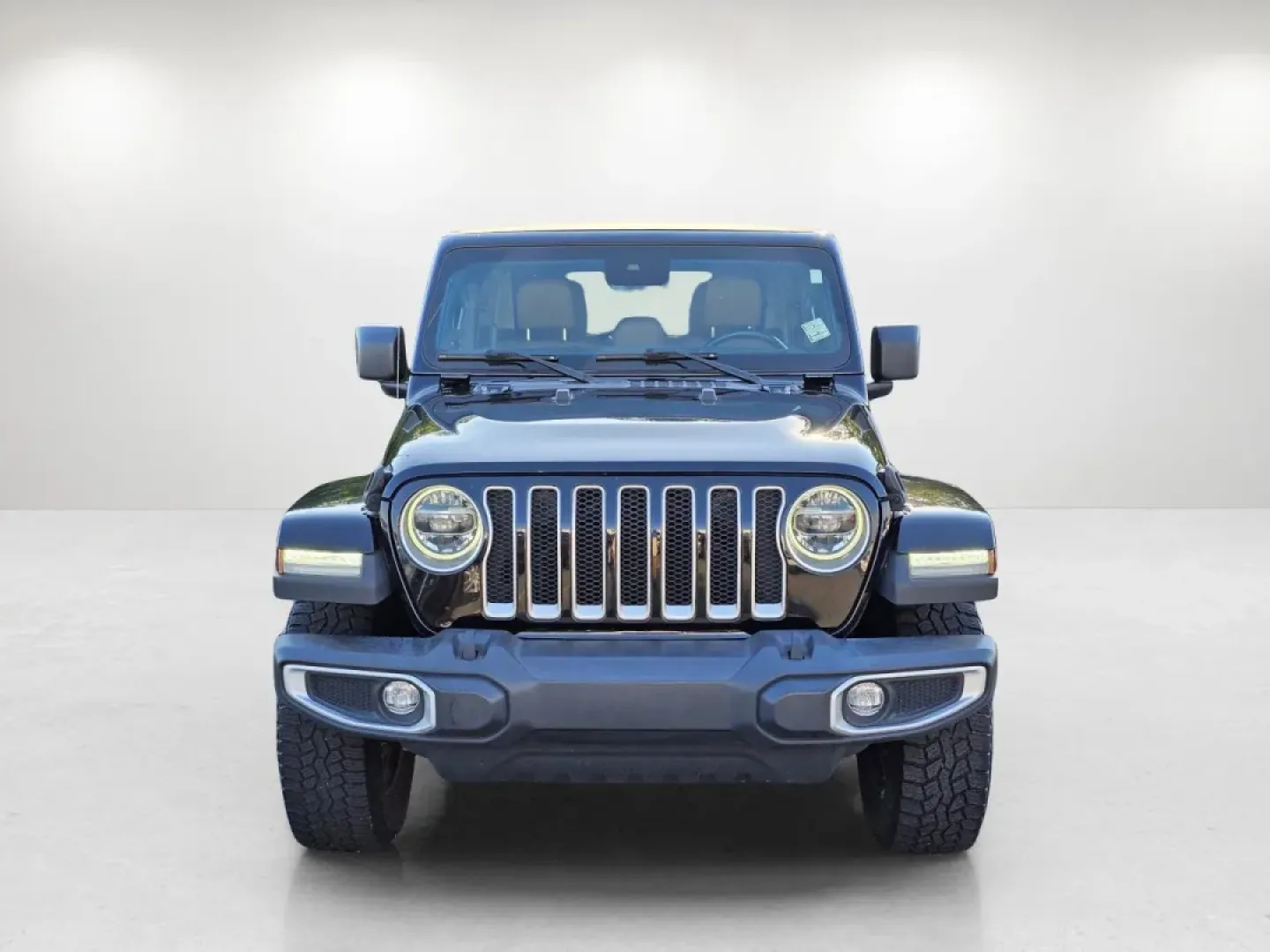 2021 /Dark Saddle/Black Jeep Wrangler Unlimited Sahara (1C4HJXENXMW) with an Other engine, located at 5115 14th Ave., Columbus, GA, 31904, (706) 323-0345, 32.511494, -84.971046 - **2021 Jeep Wrangler Unlimited Sahara: The Ultimate Adventure Companion!**<br /> <br /> Are you ready to elevate your lifestyle and embrace the thrill of the open road? The 2021 Jeep Wrangler Unlimited Sahara is here to take you on unforgettable adventures, whether you're conquering rugged terrains, - Photo#2